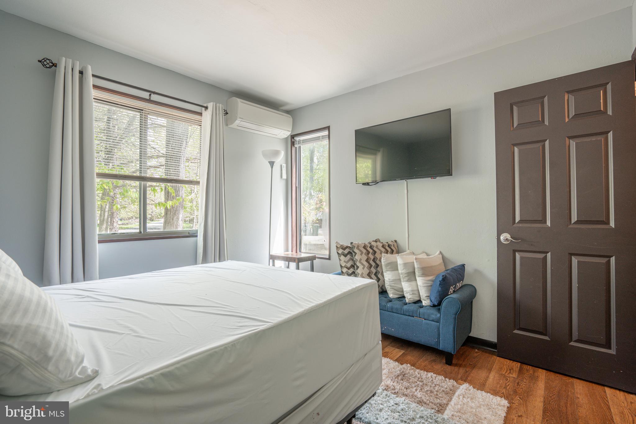 POCONO COUNTRY PLACE - Residential