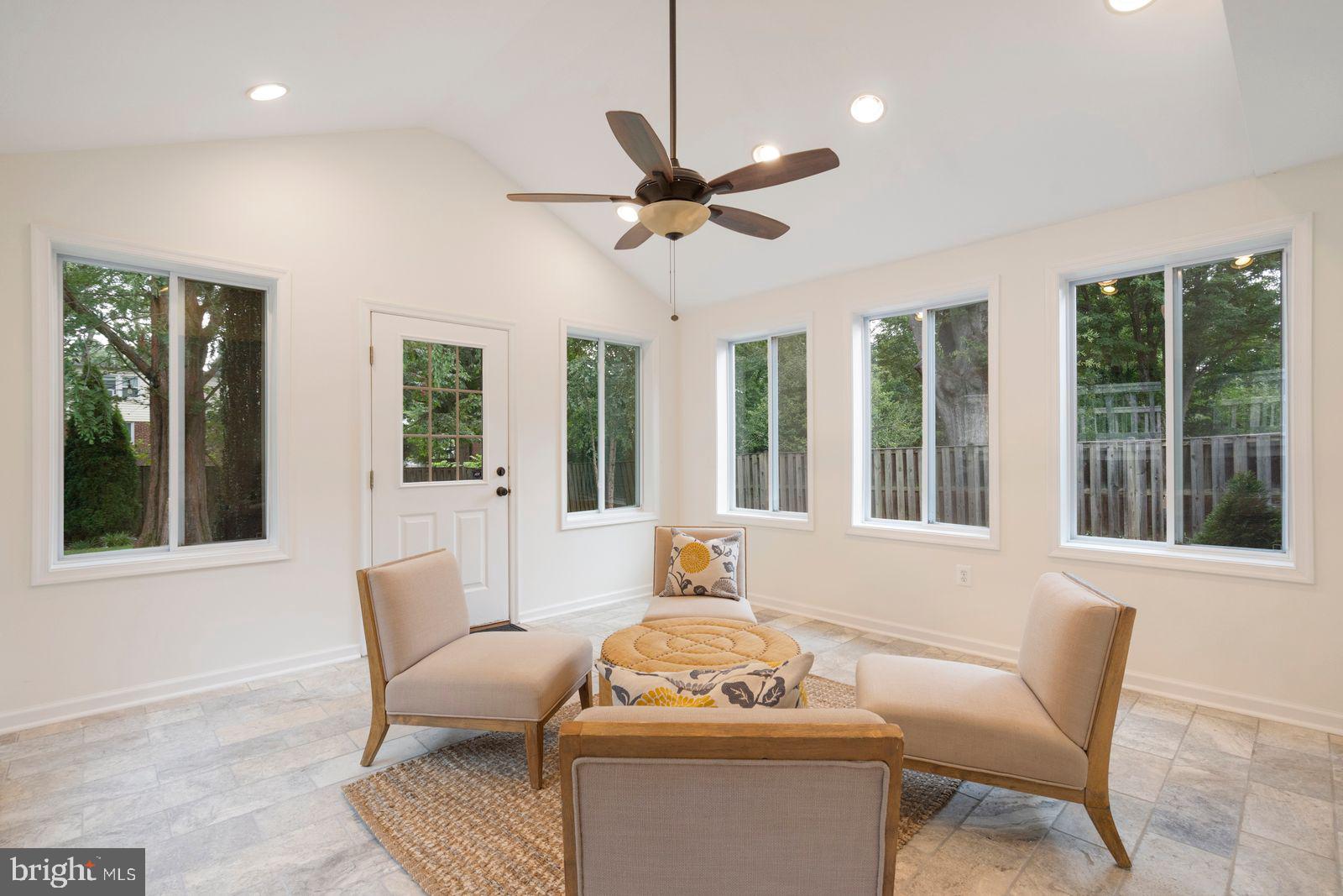 CHESTERBROOK GARDENS - Residential