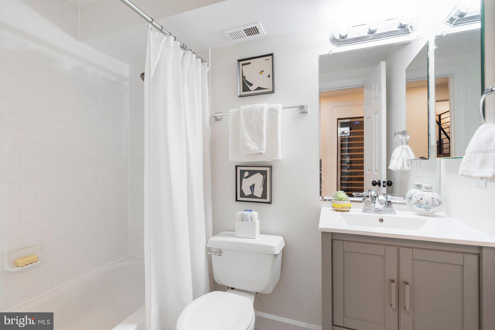 CHESTERBROOK GARDENS - Residential