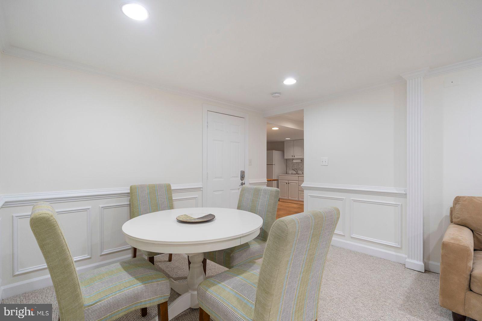 CHESTERBROOK GARDENS - Residential