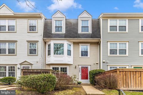 Condo For Sale - 19086 Highstream Drive #766<br/> GERMANTOWN, MD 20874
