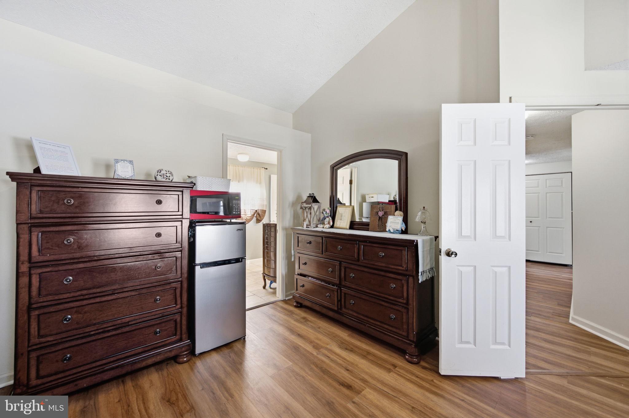 BRENTWOOD PARK - Residential