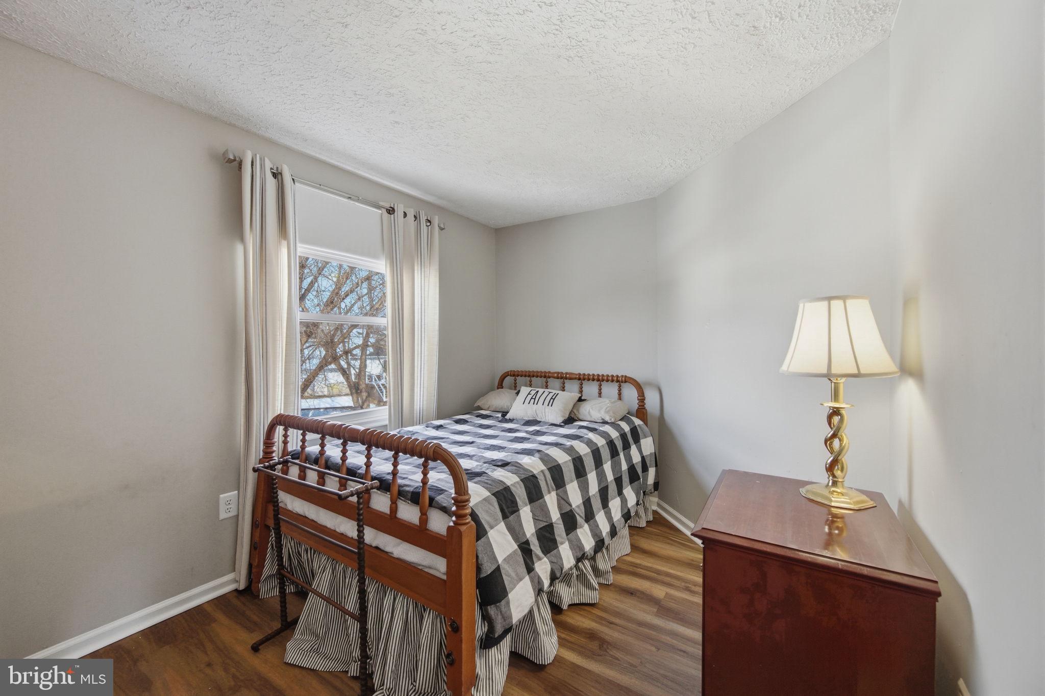 BRENTWOOD PARK - Residential