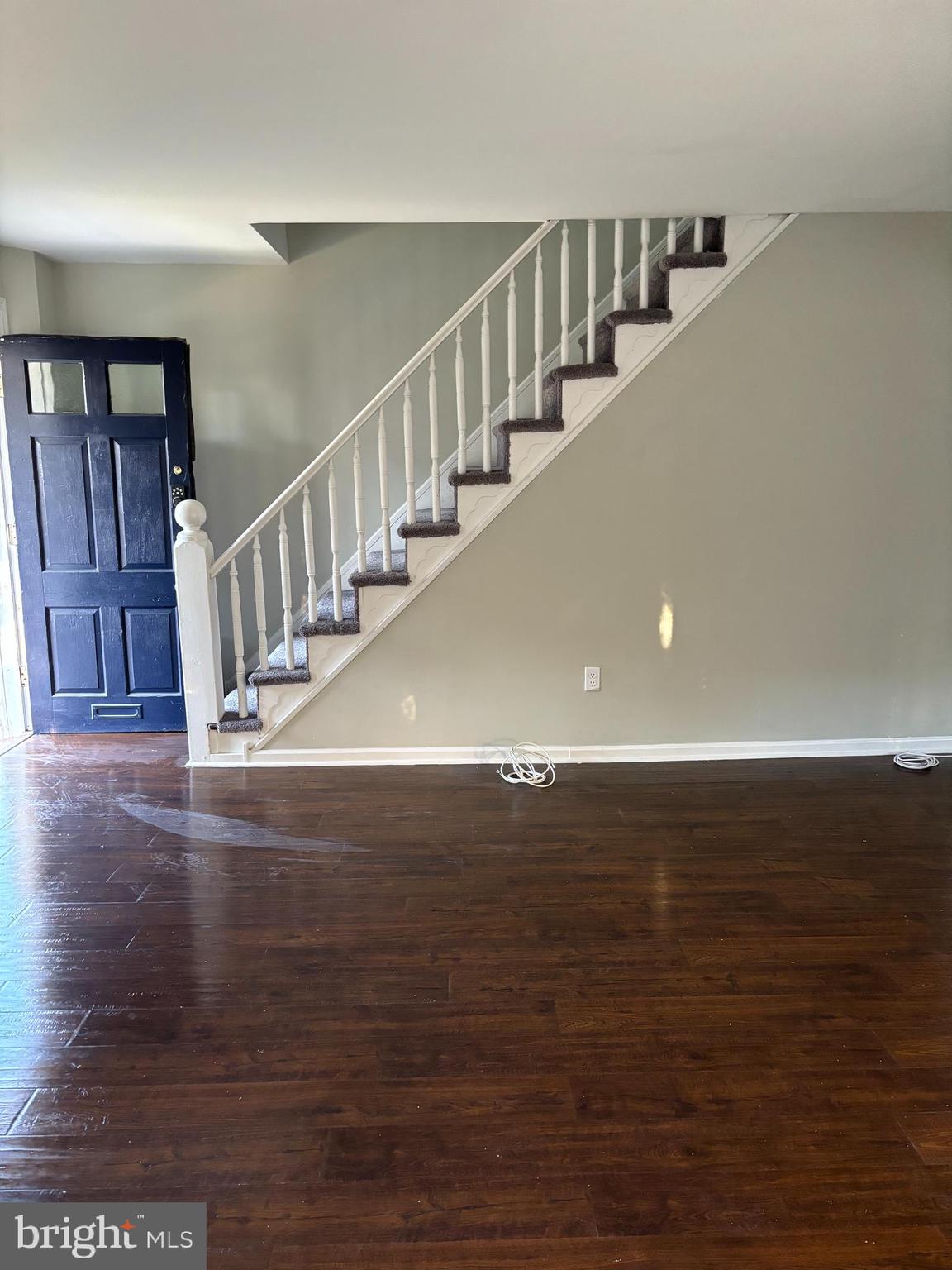 WILLOW GROVE - Residential Lease