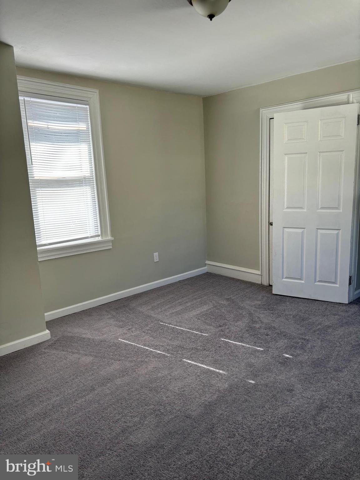 WILLOW GROVE - Residential Lease