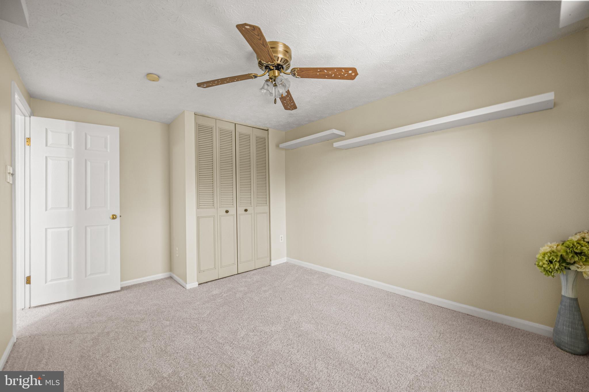 CLOVERFIELD MANOR - Residential