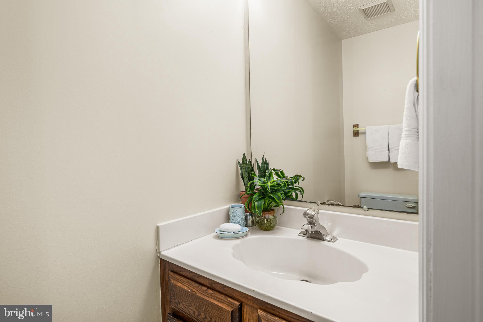 CLOVERFIELD MANOR - Residential