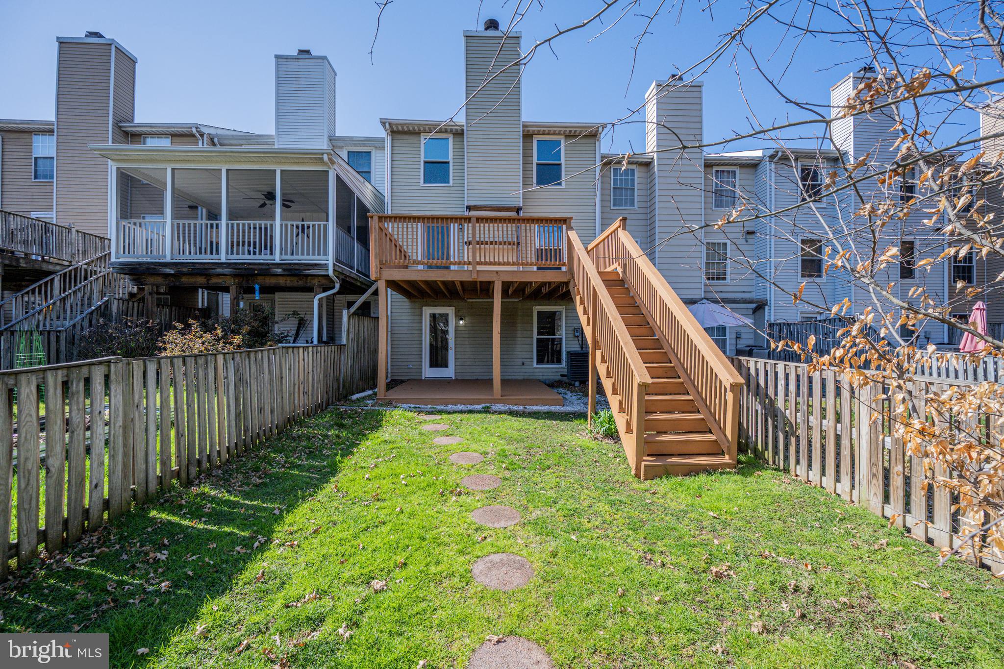 CLOVERFIELD MANOR - Residential