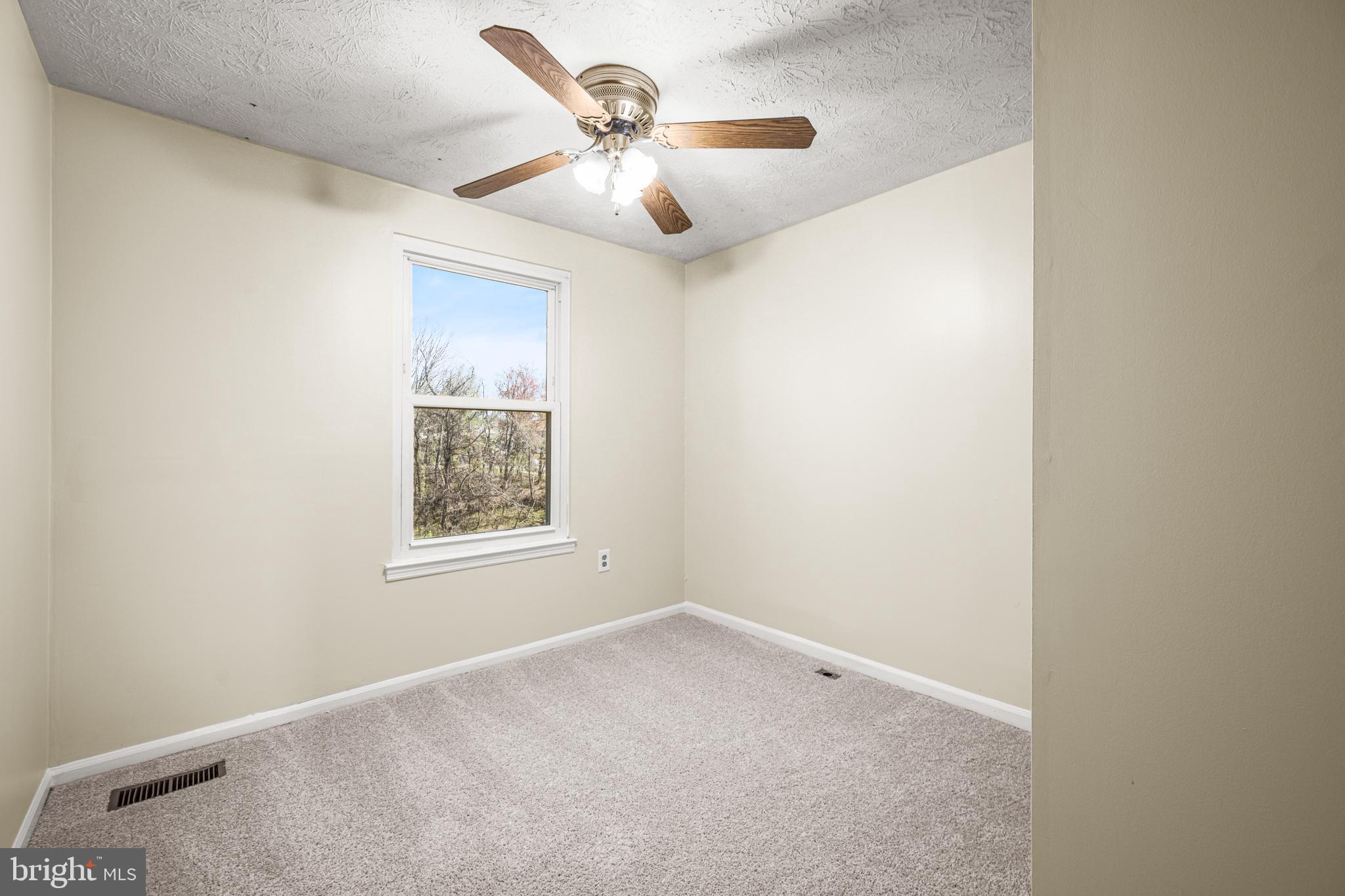 CLOVERFIELD MANOR - Residential