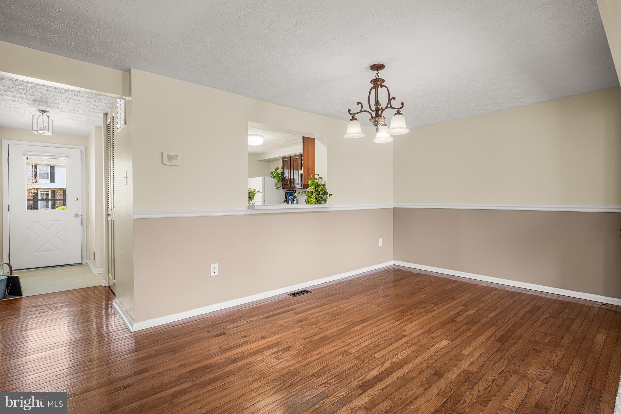 CLOVERFIELD MANOR - Residential