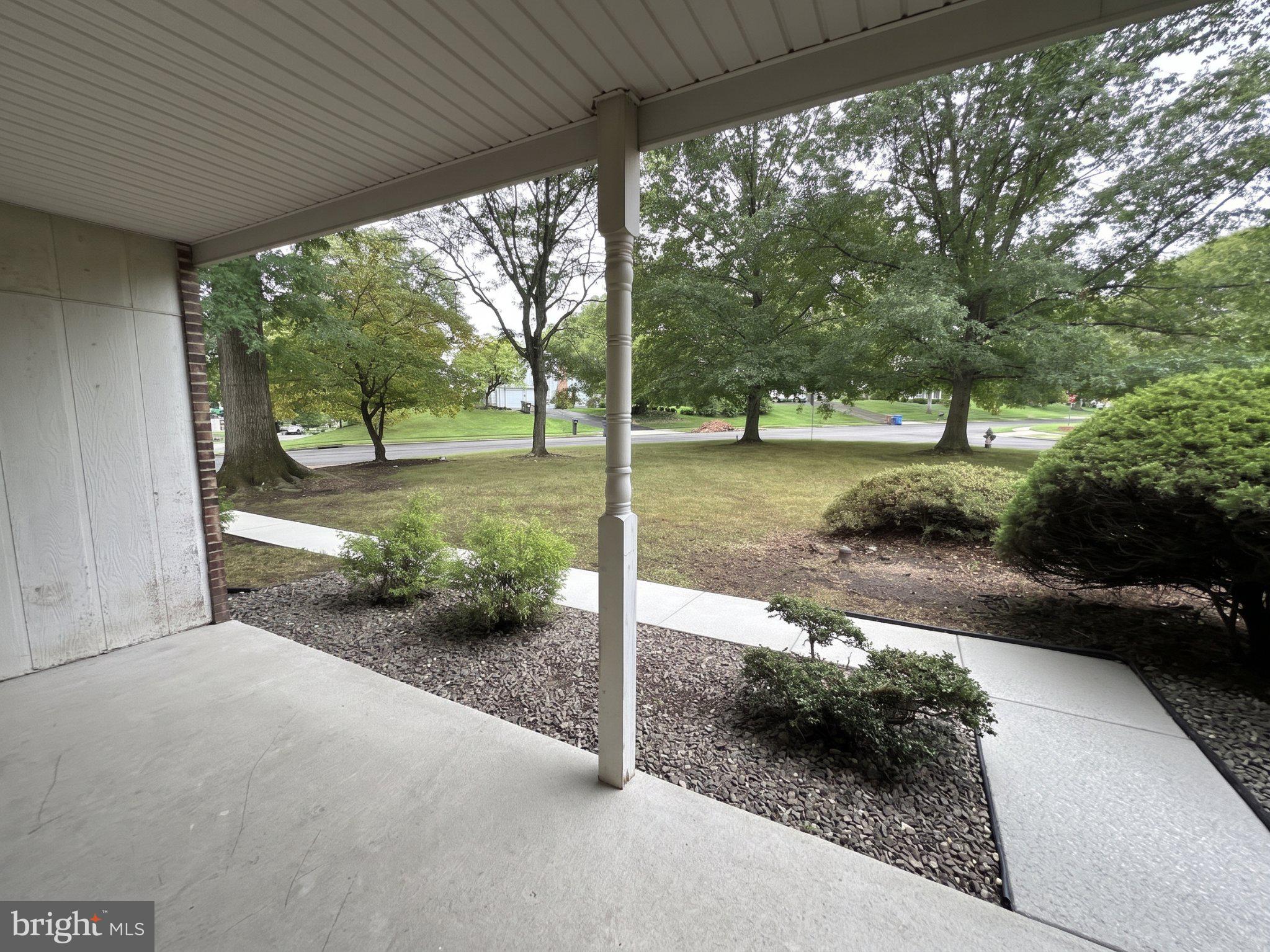 902 QUINCY DRIVE