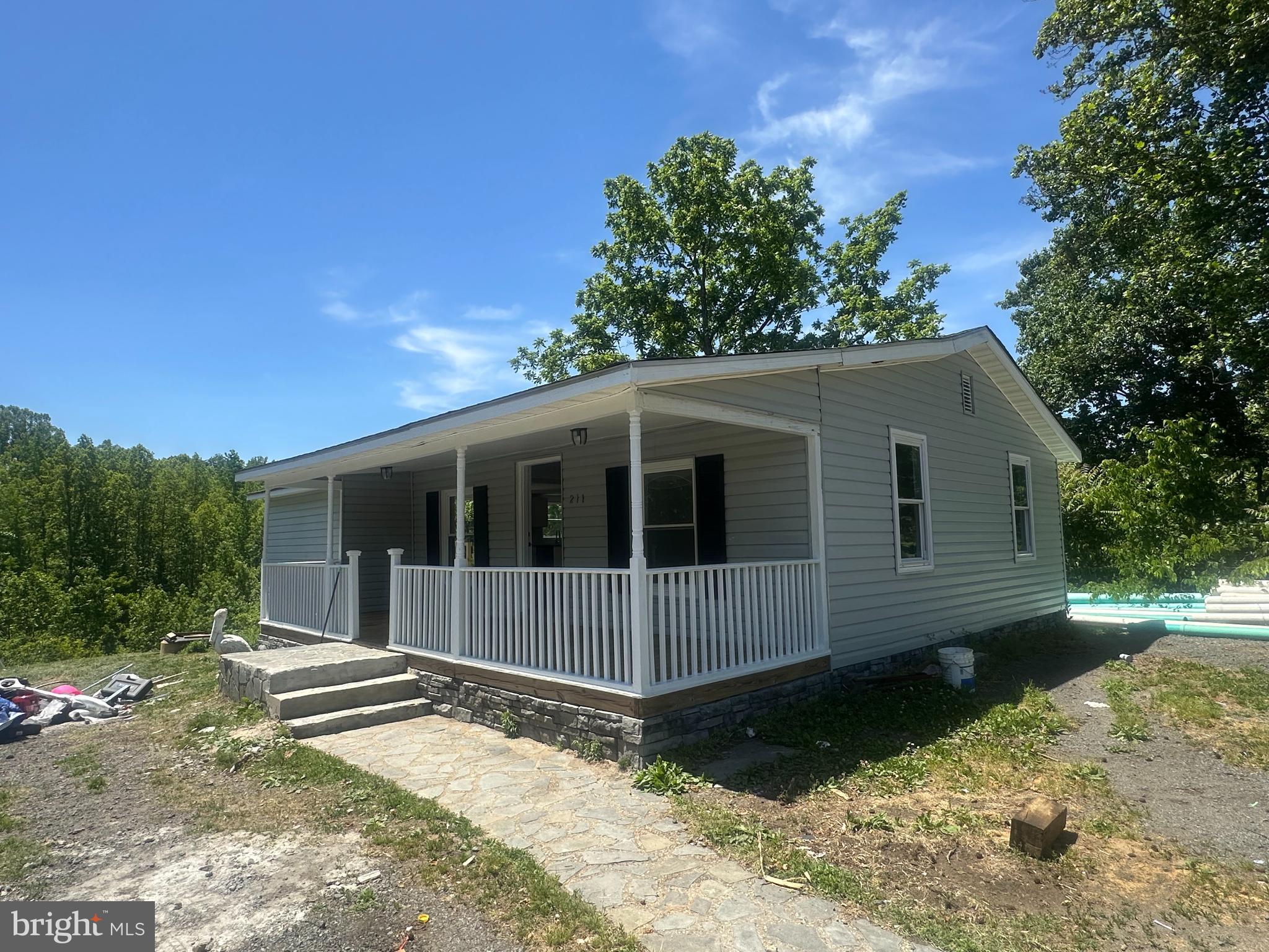 211 SANDY RIDGE ROAD