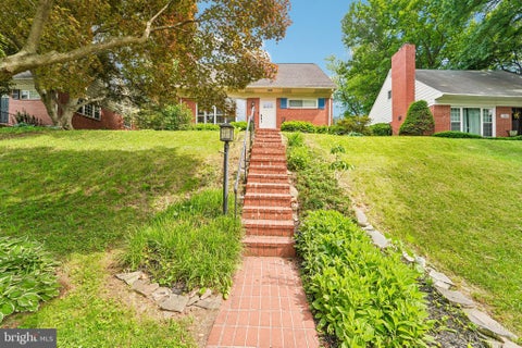 Homes For Sale - 6640 Loch Hill Road<br/> BALTIMORE, MD 21239