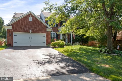 14933 HONEY LOCUST CT WOODBRIDGE VA 22193