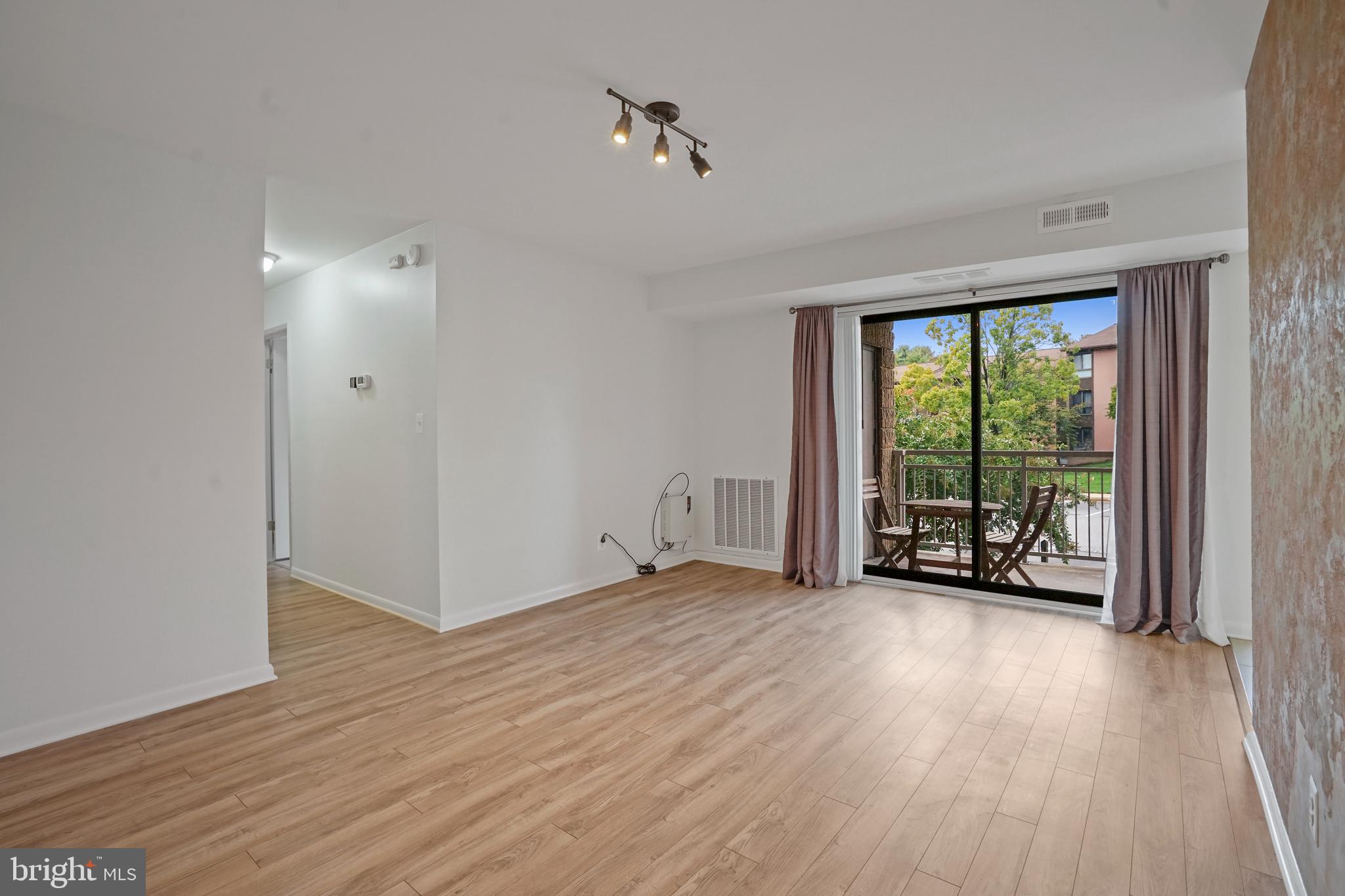 VILLAGE OF LONG REACH - Residential Lease