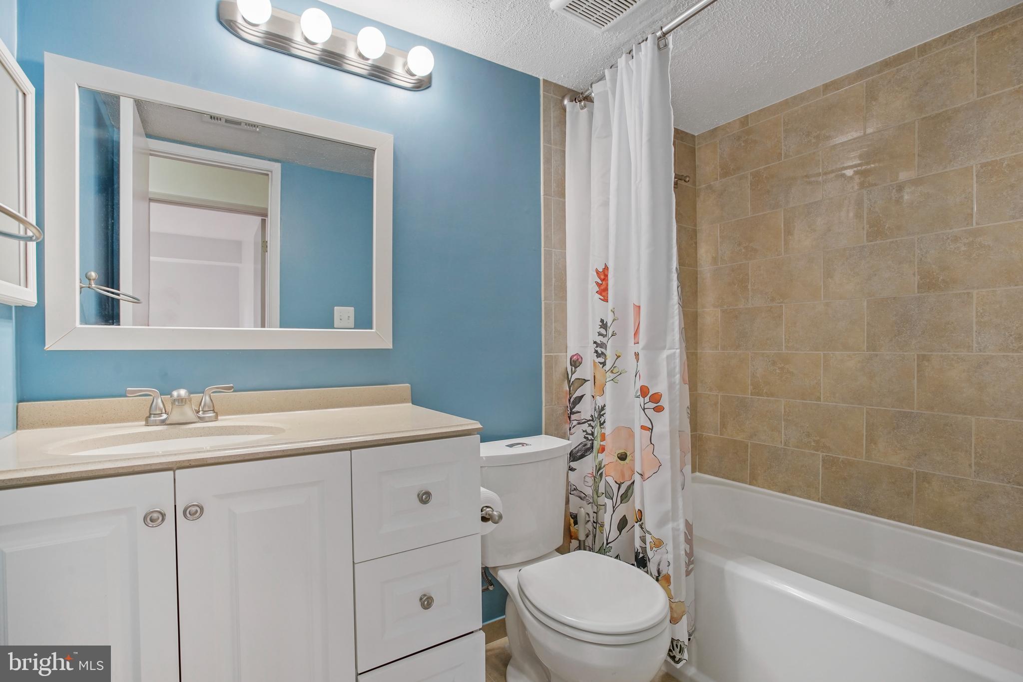 VILLAGE OF LONG REACH - Residential Lease