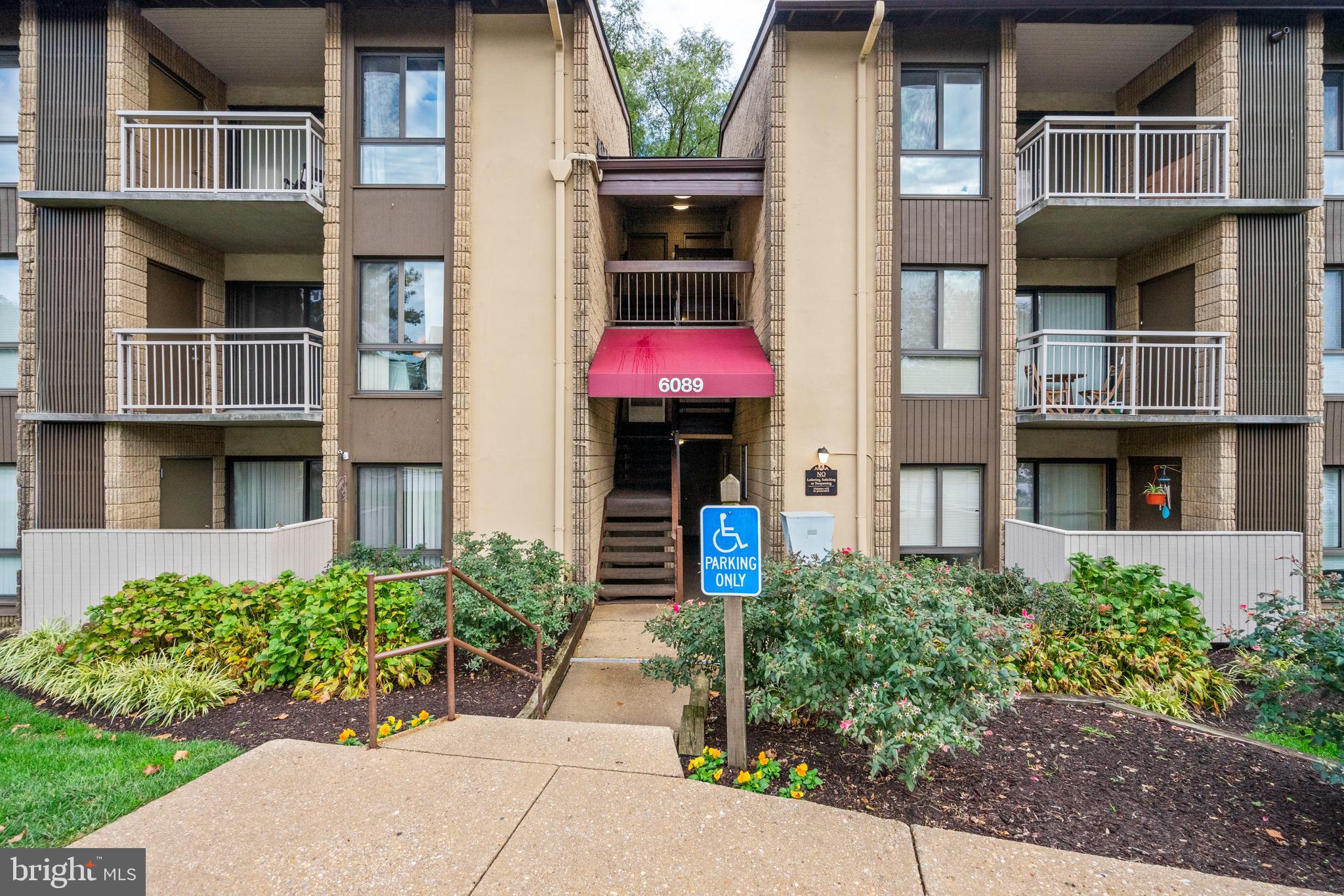 VILLAGE OF LONG REACH - Residential Lease