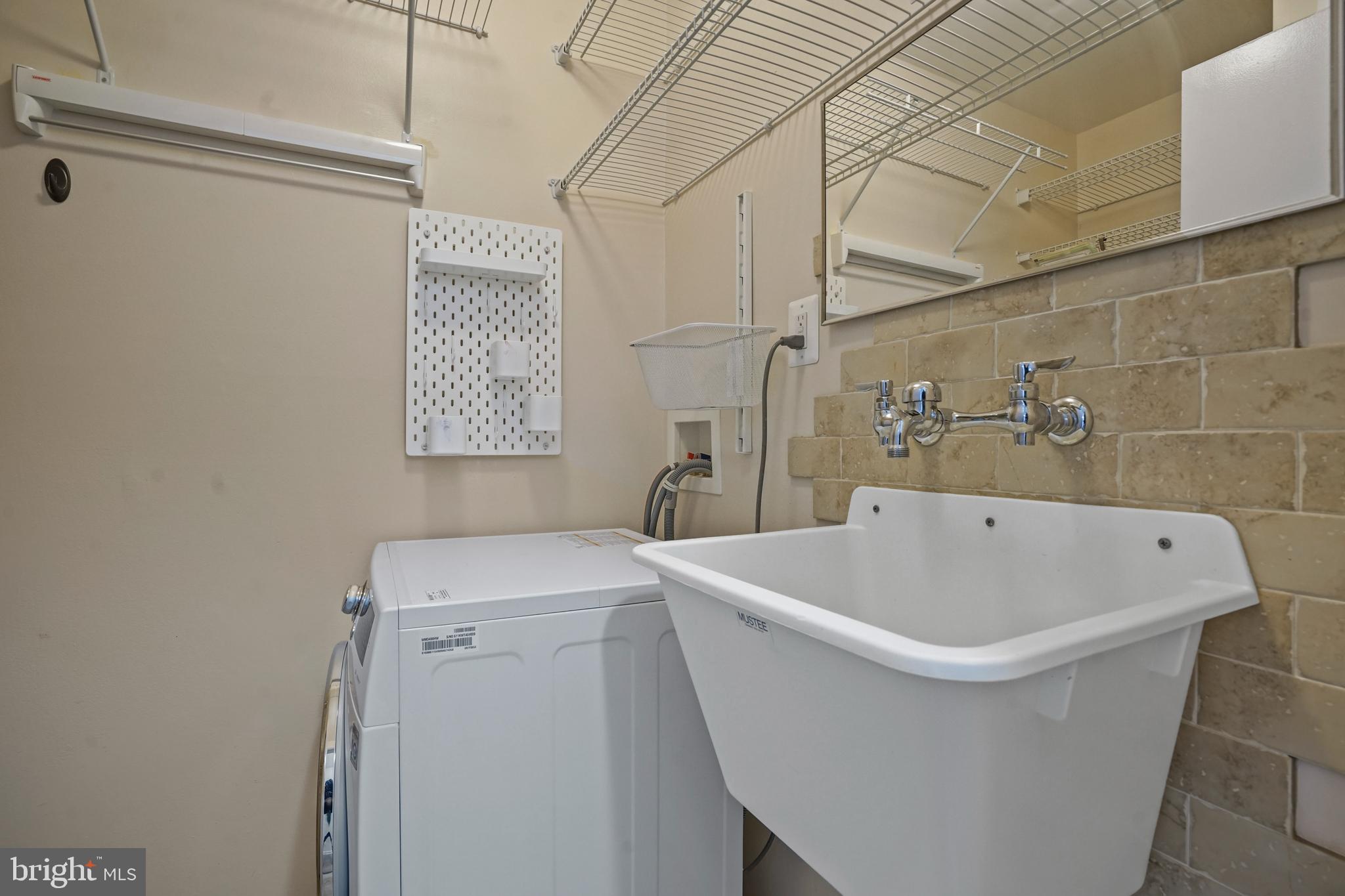 VILLAGE OF LONG REACH - Residential Lease