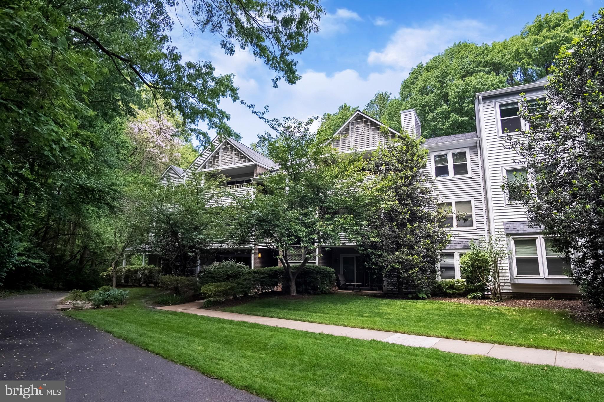 LAFAYETTE FOREST - Residential