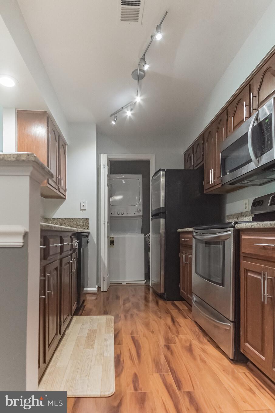 LAFAYETTE FOREST - Residential