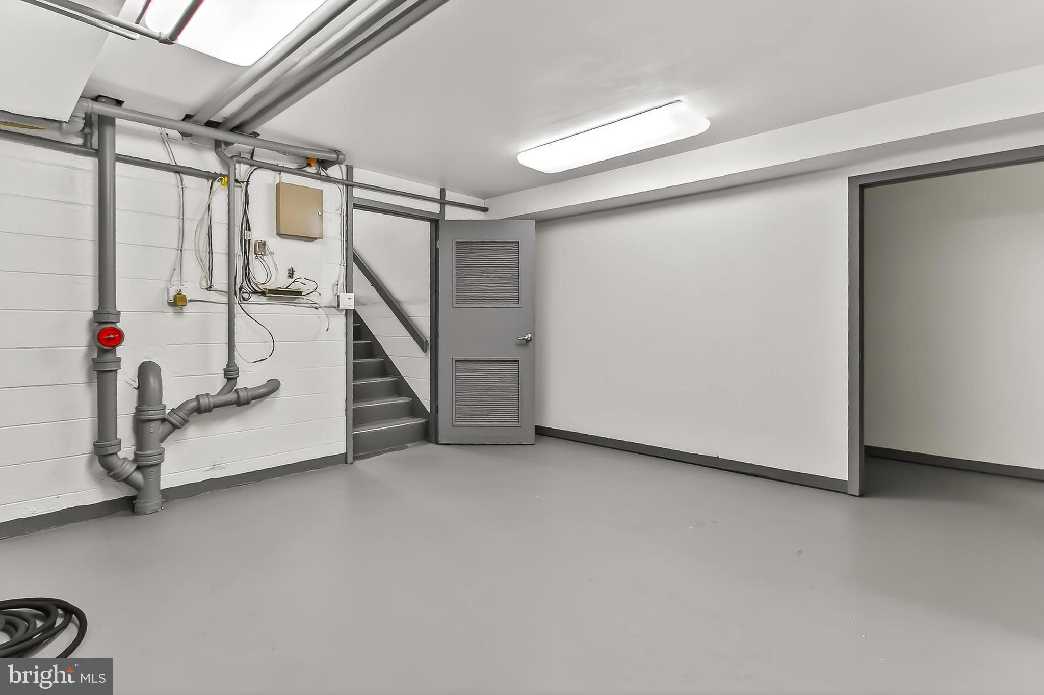 ARLINGTON RIDGE - Residential