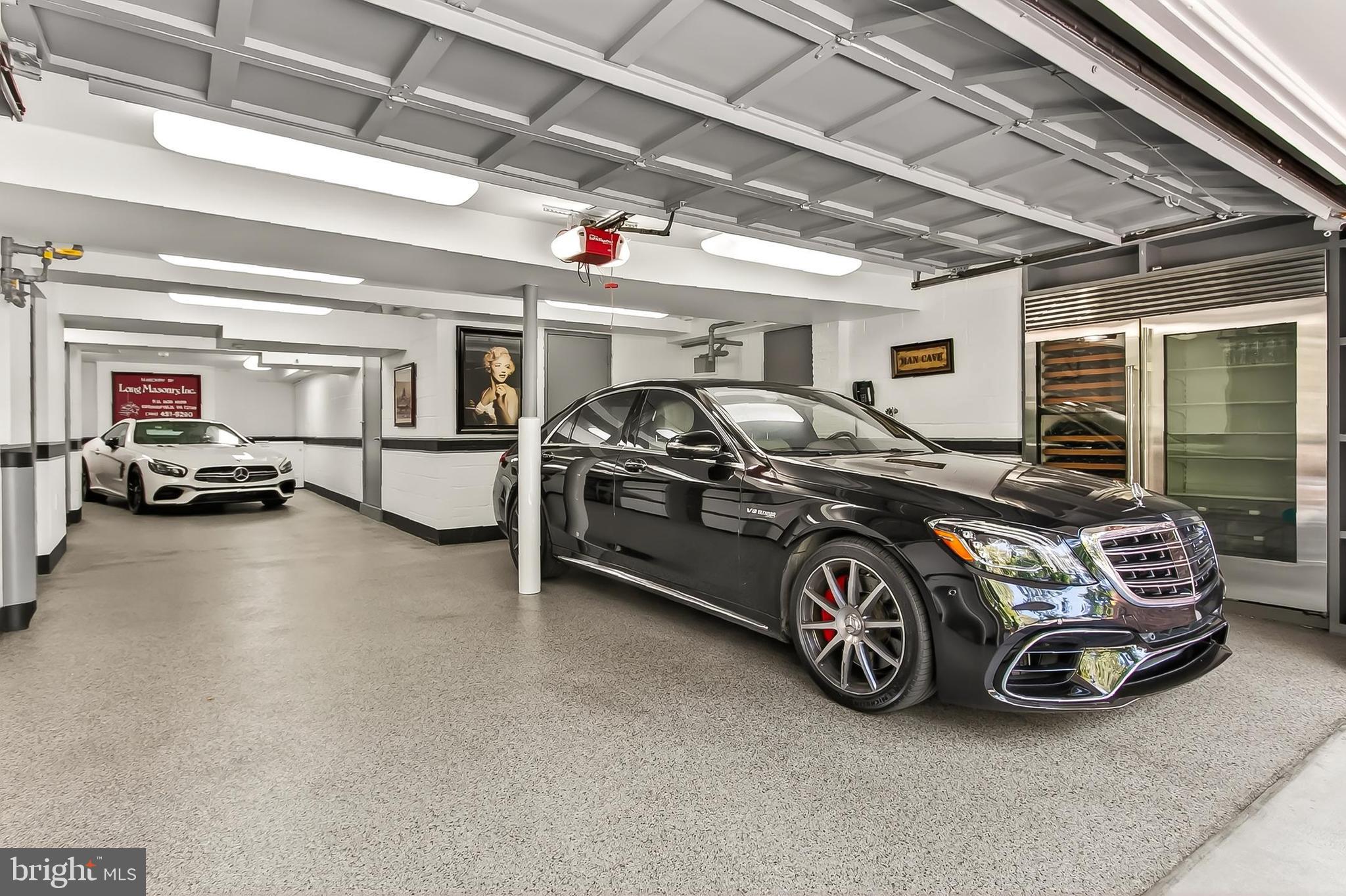 ARLINGTON RIDGE - Residential