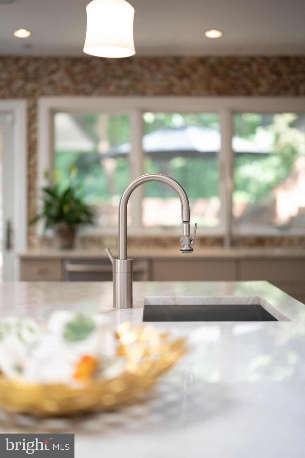 ARLINGTON RIDGE - Residential