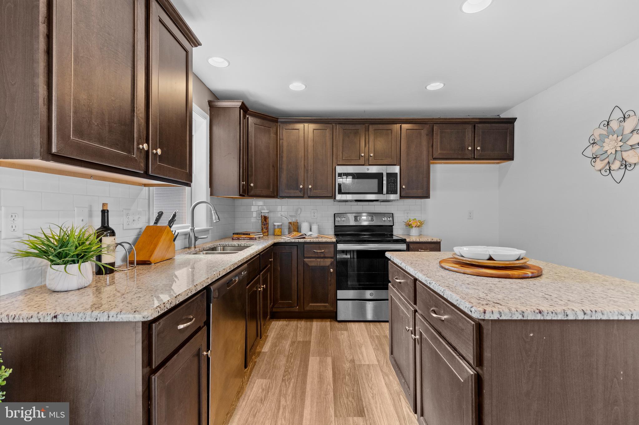 FURNACE VILLAGE - Residential