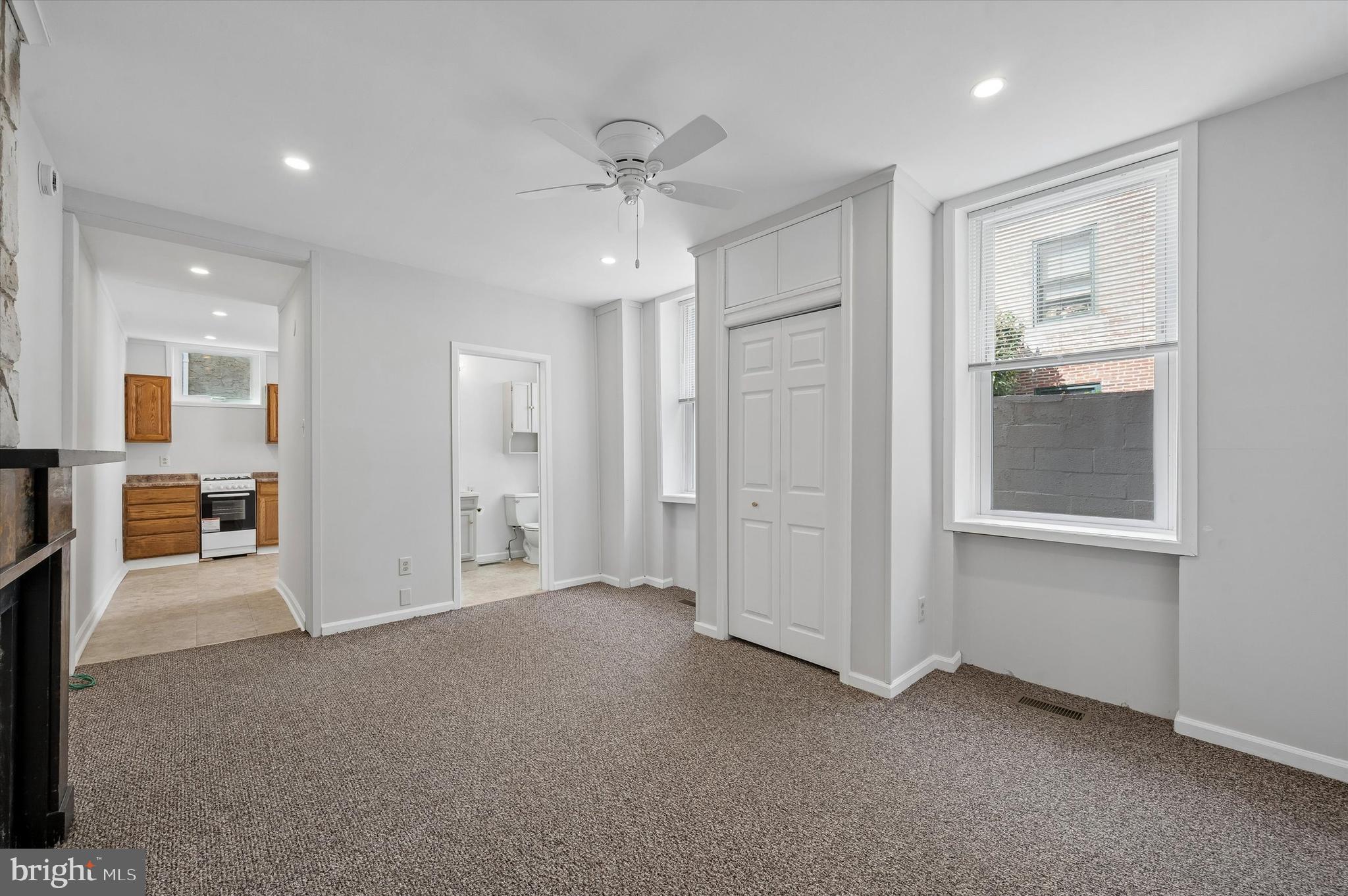 NORTHERN LIBERTIES - Commercial Sale