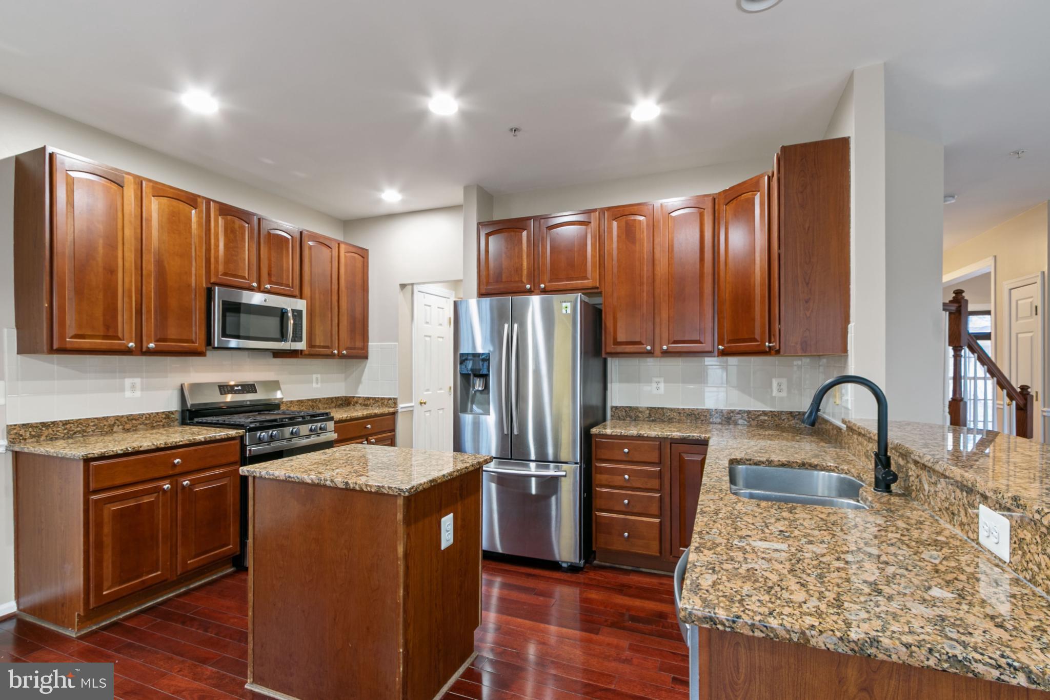 CLARKSBURG VILLAGE - Residential Lease