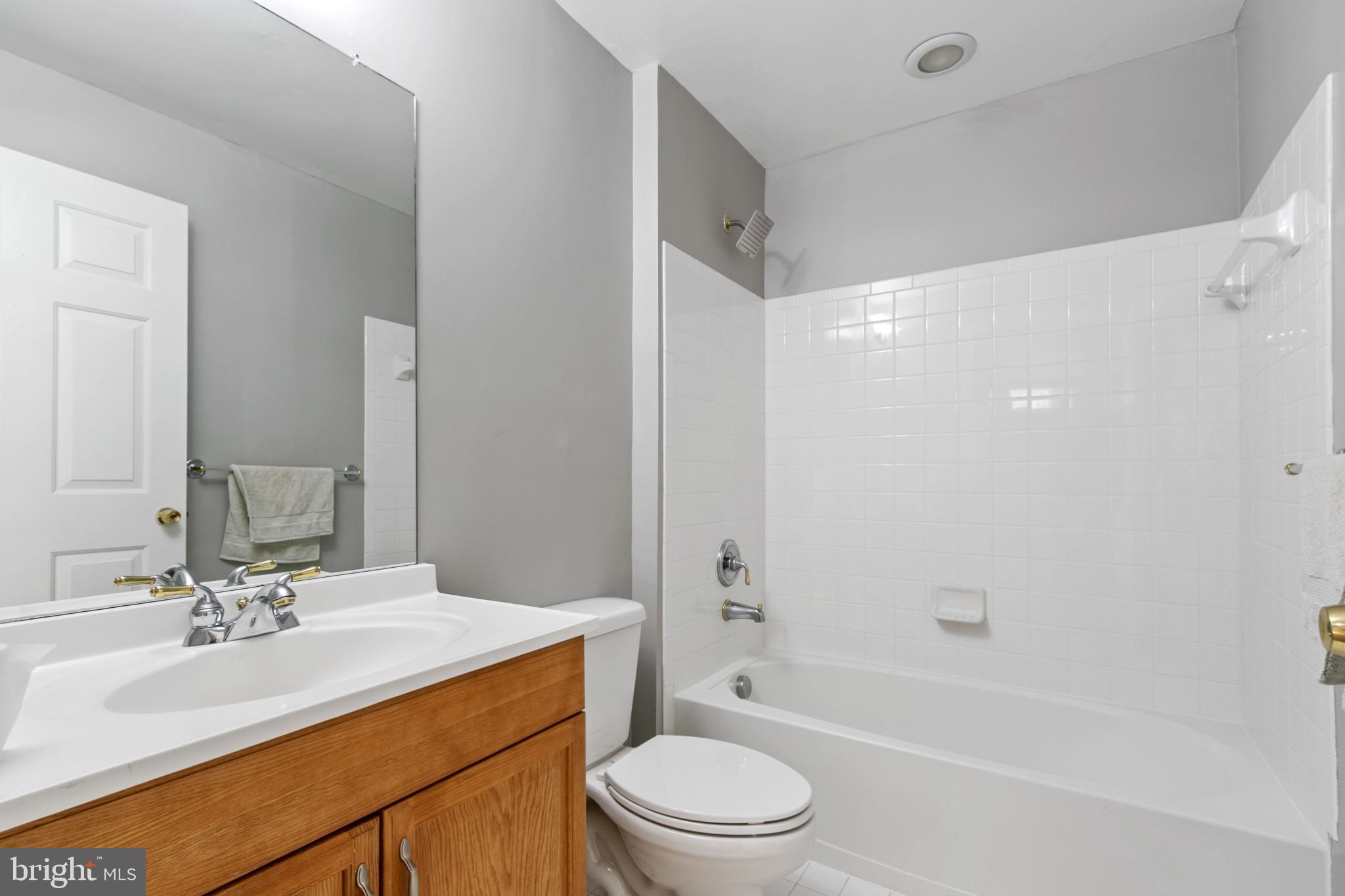 CLARKSBURG VILLAGE - Residential Lease