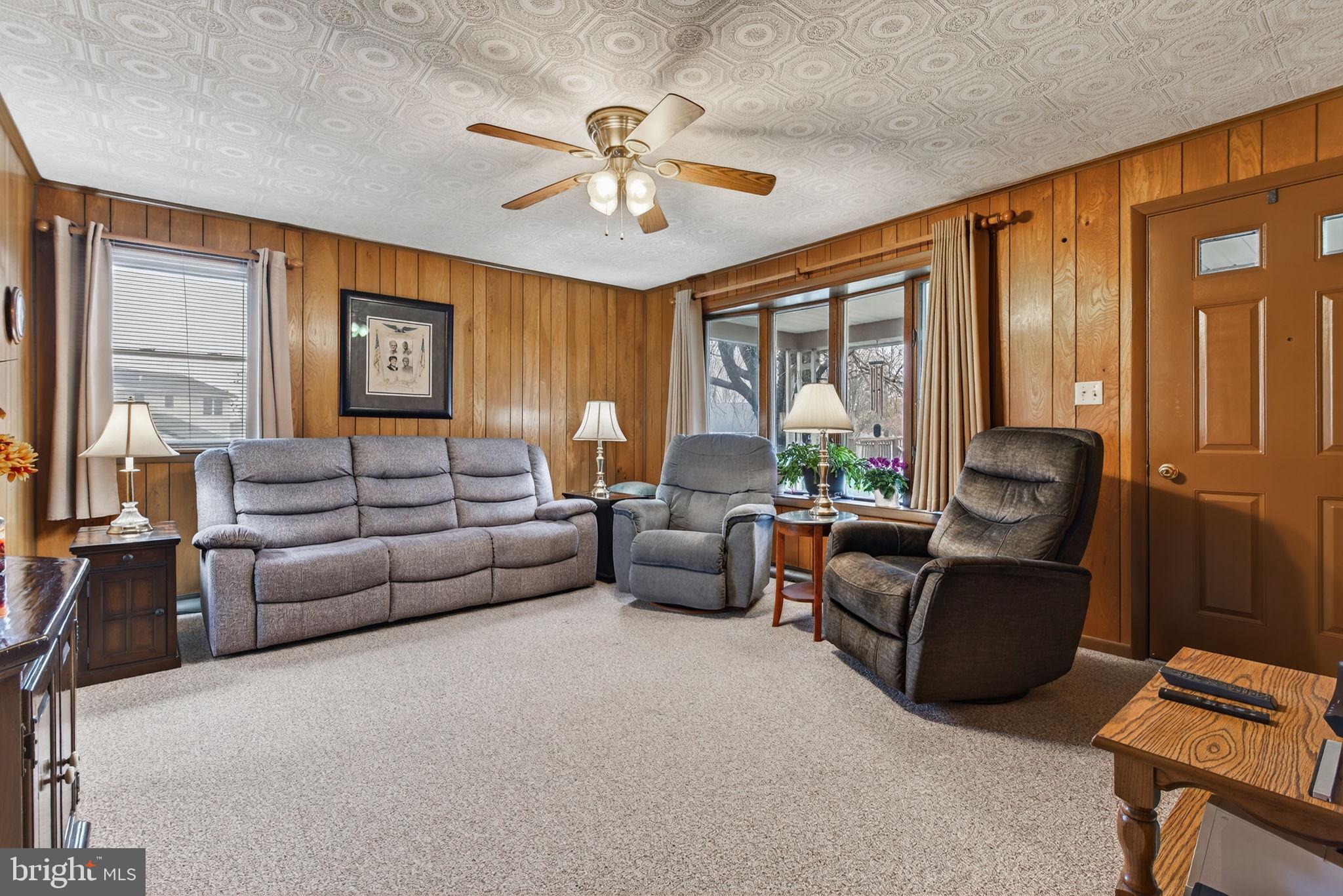 336 MEMORIAL BOULEVARD