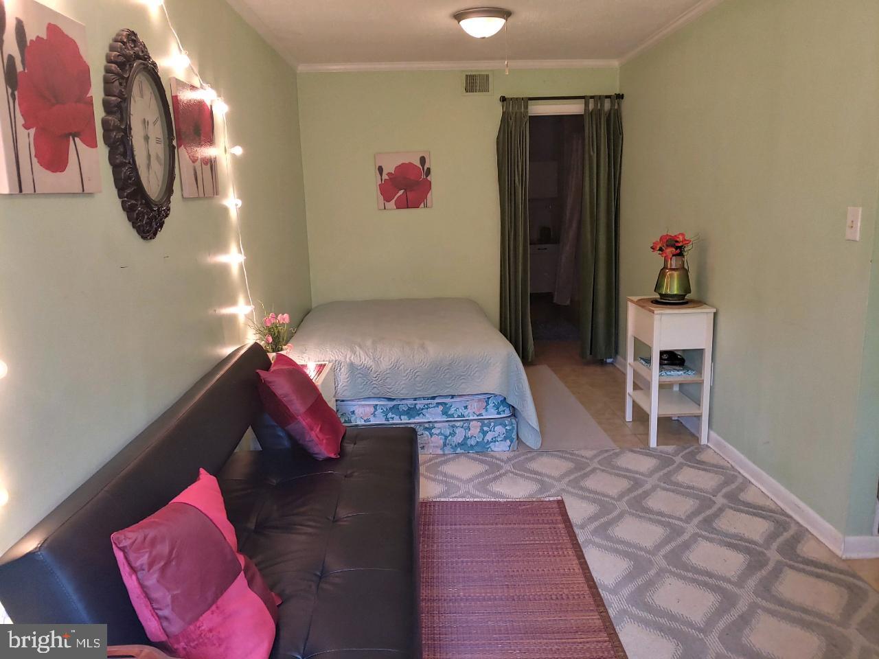 BROOKLEIGH - Residential Lease