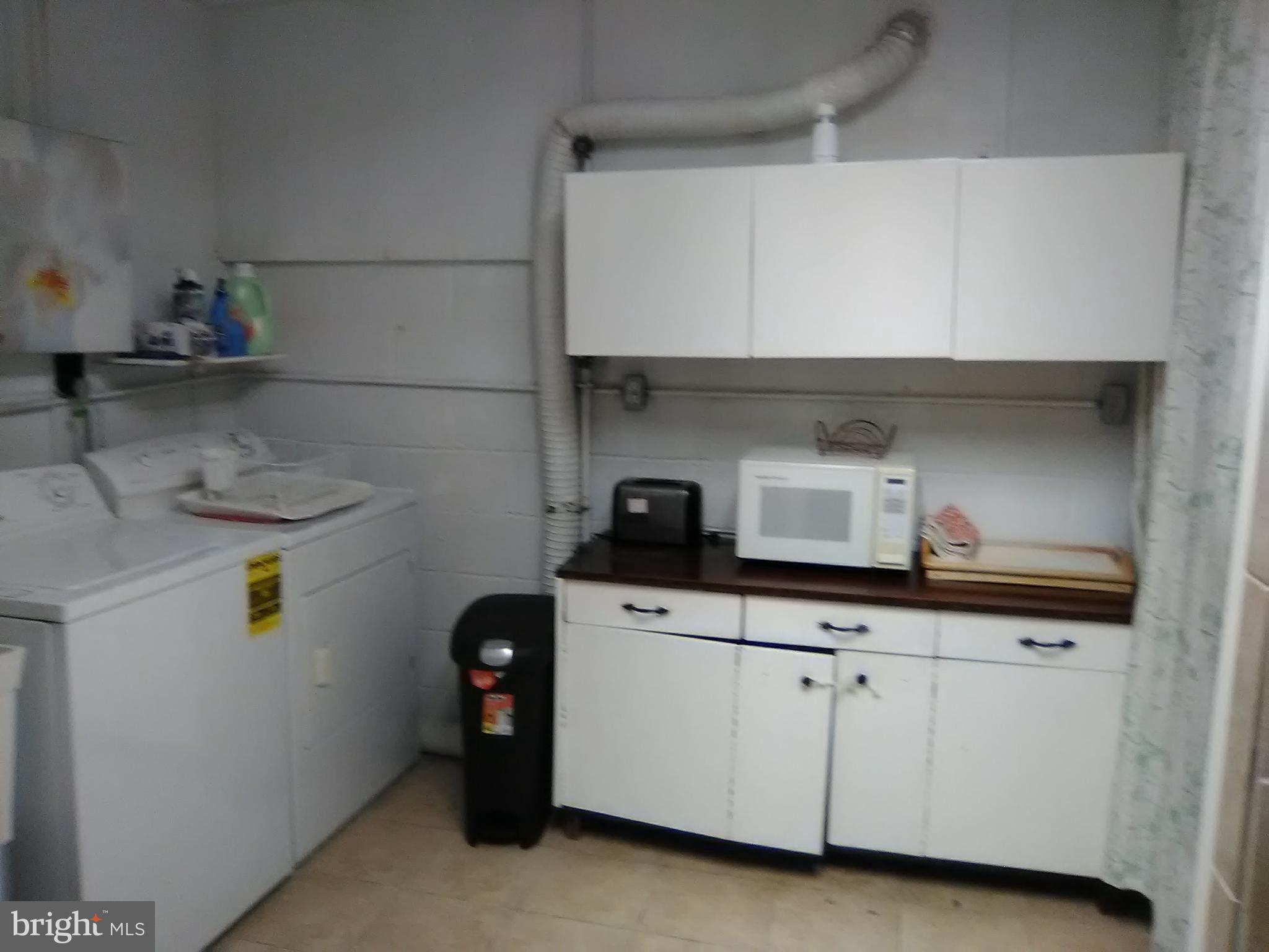 BROOKLEIGH - Residential Lease