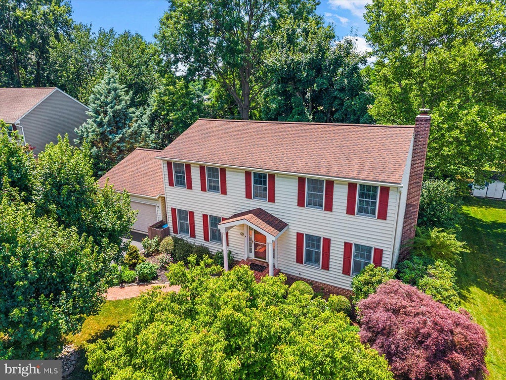 Photo of 912 Jade Avenue, LANCASTER, PA 17601 (MLS # PALA2090814)