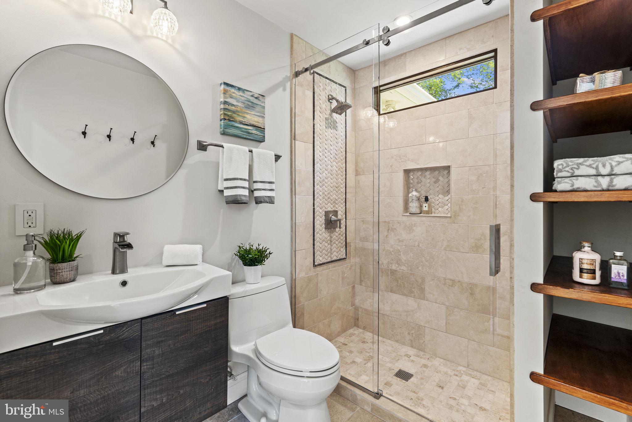 NORTH POTOMAC - Residential