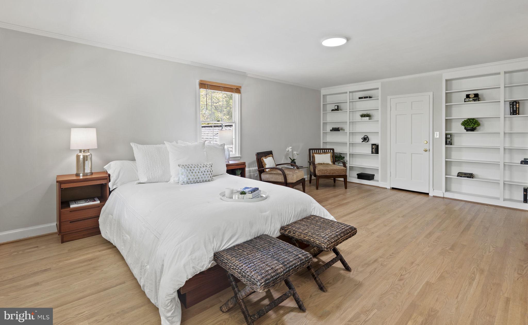 NORTH POTOMAC - Residential