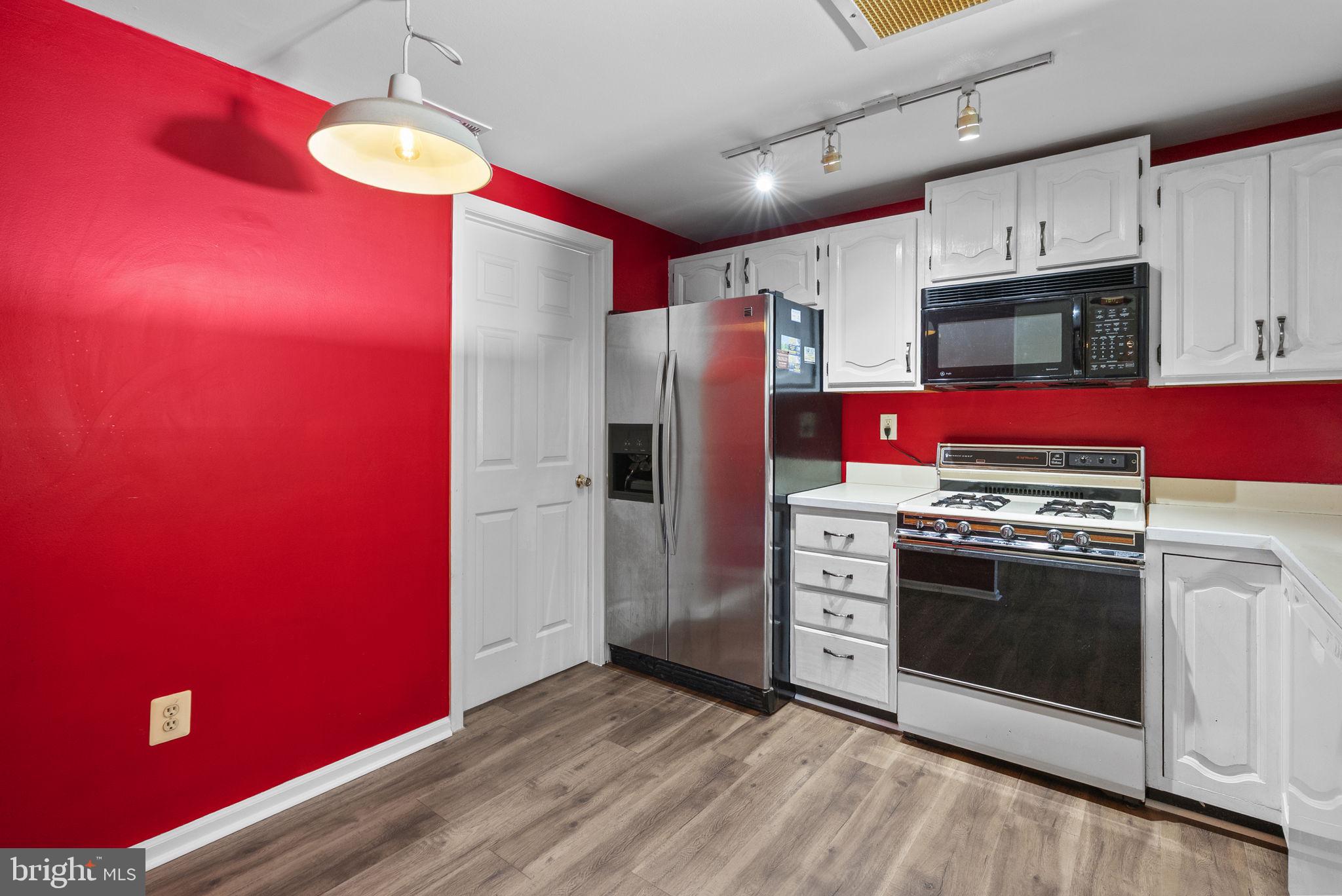 CHESTERBROOK - Residential Lease