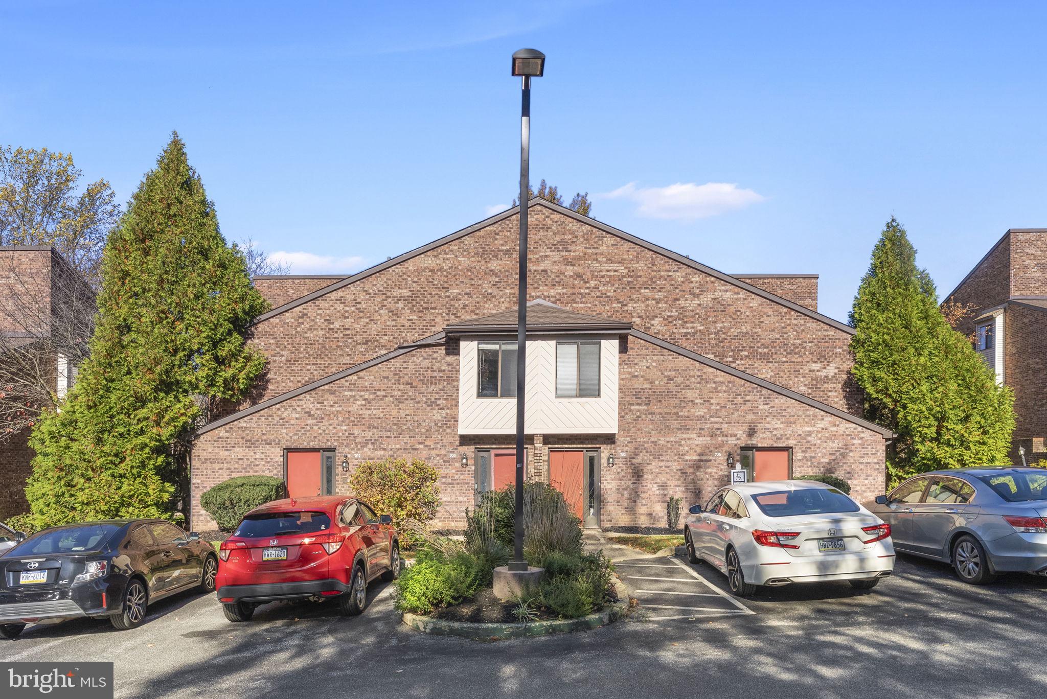 CHESTERBROOK - Residential Lease