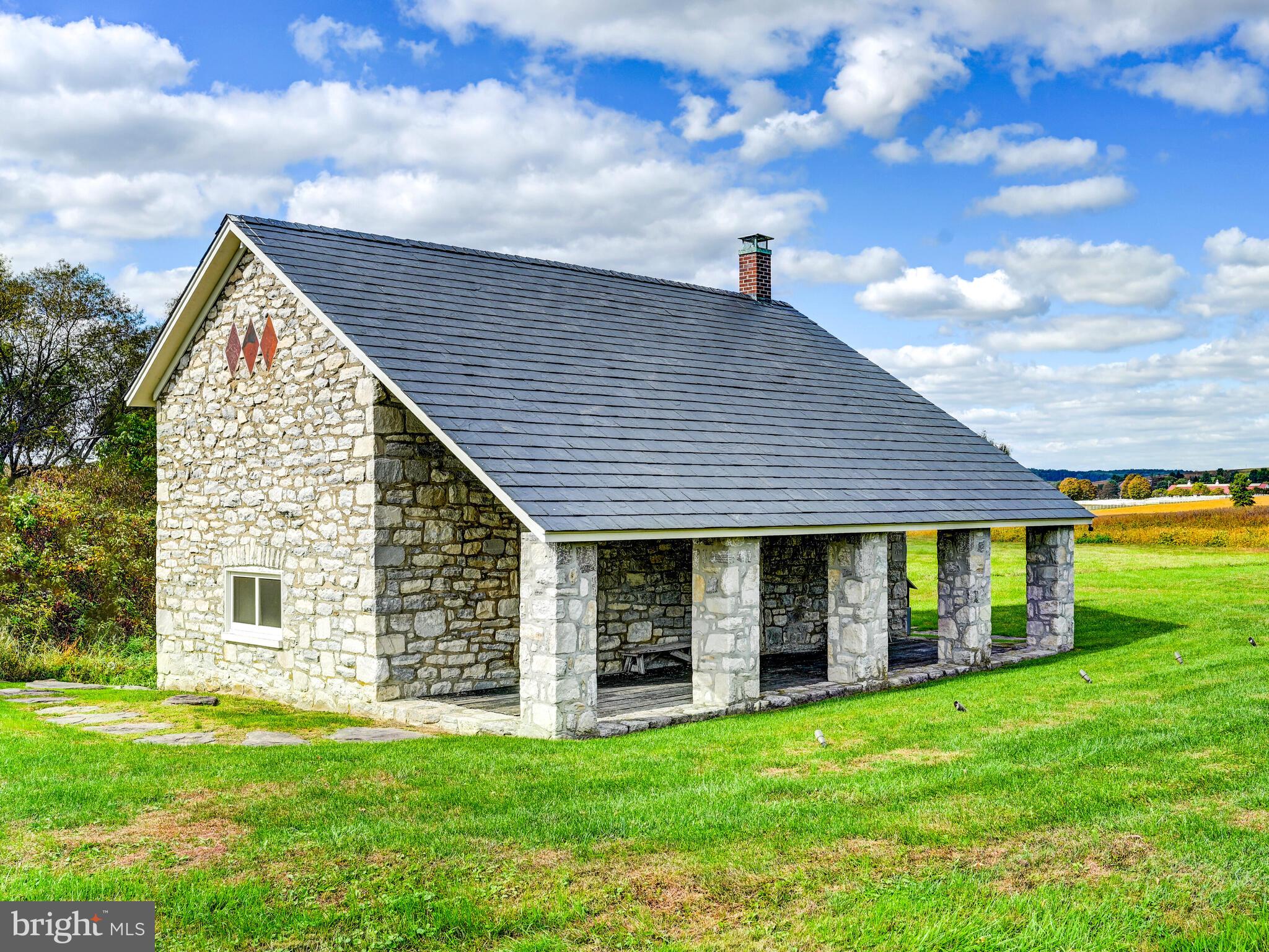 WORTHINGTON VALLEY - Residential