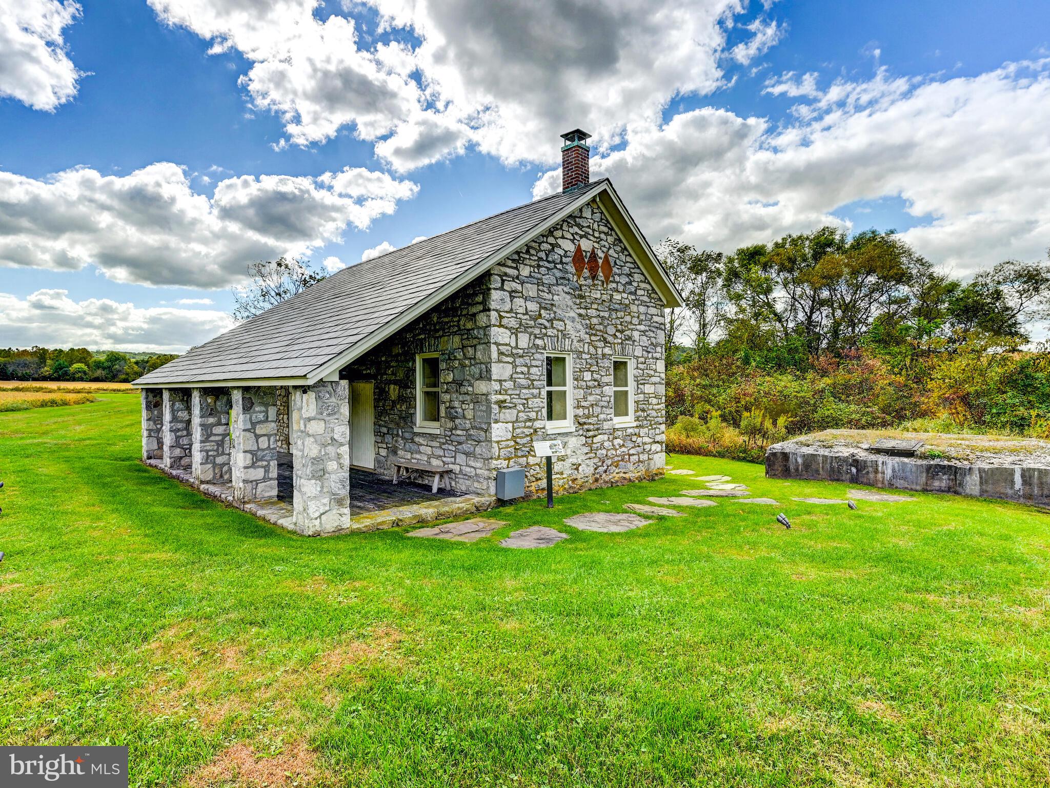 WORTHINGTON VALLEY - Residential