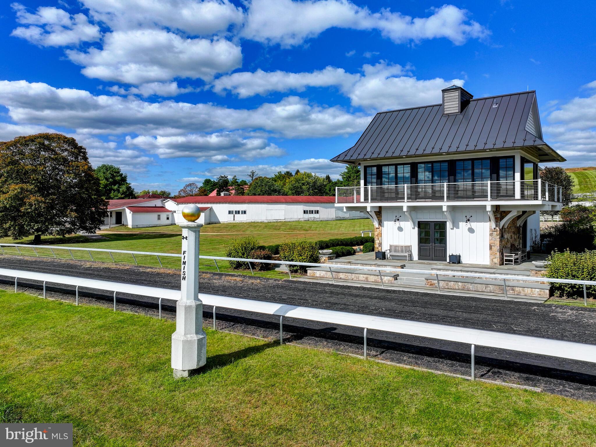 WORTHINGTON VALLEY - Residential