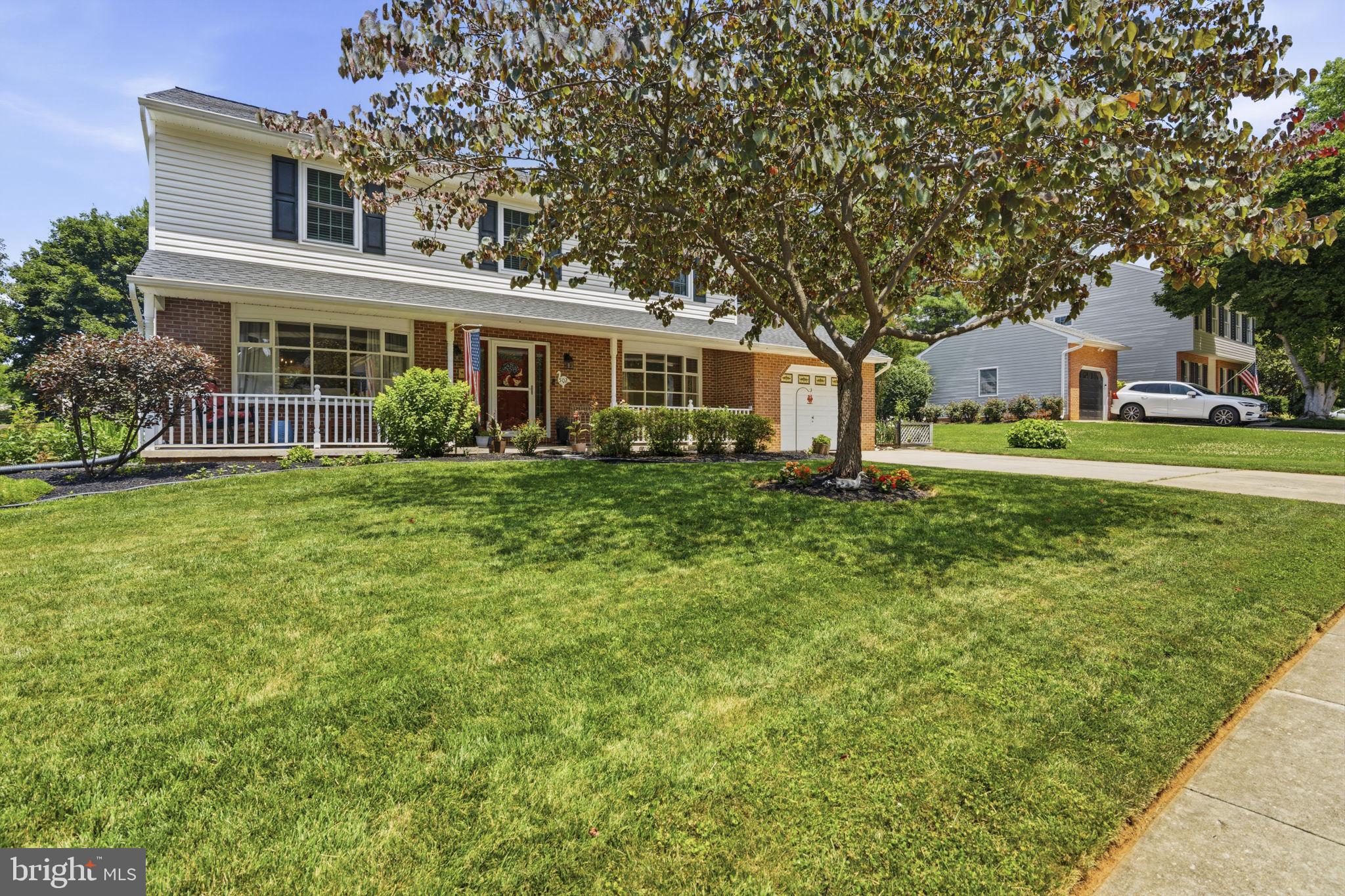 502 N SHAMROCK ROAD