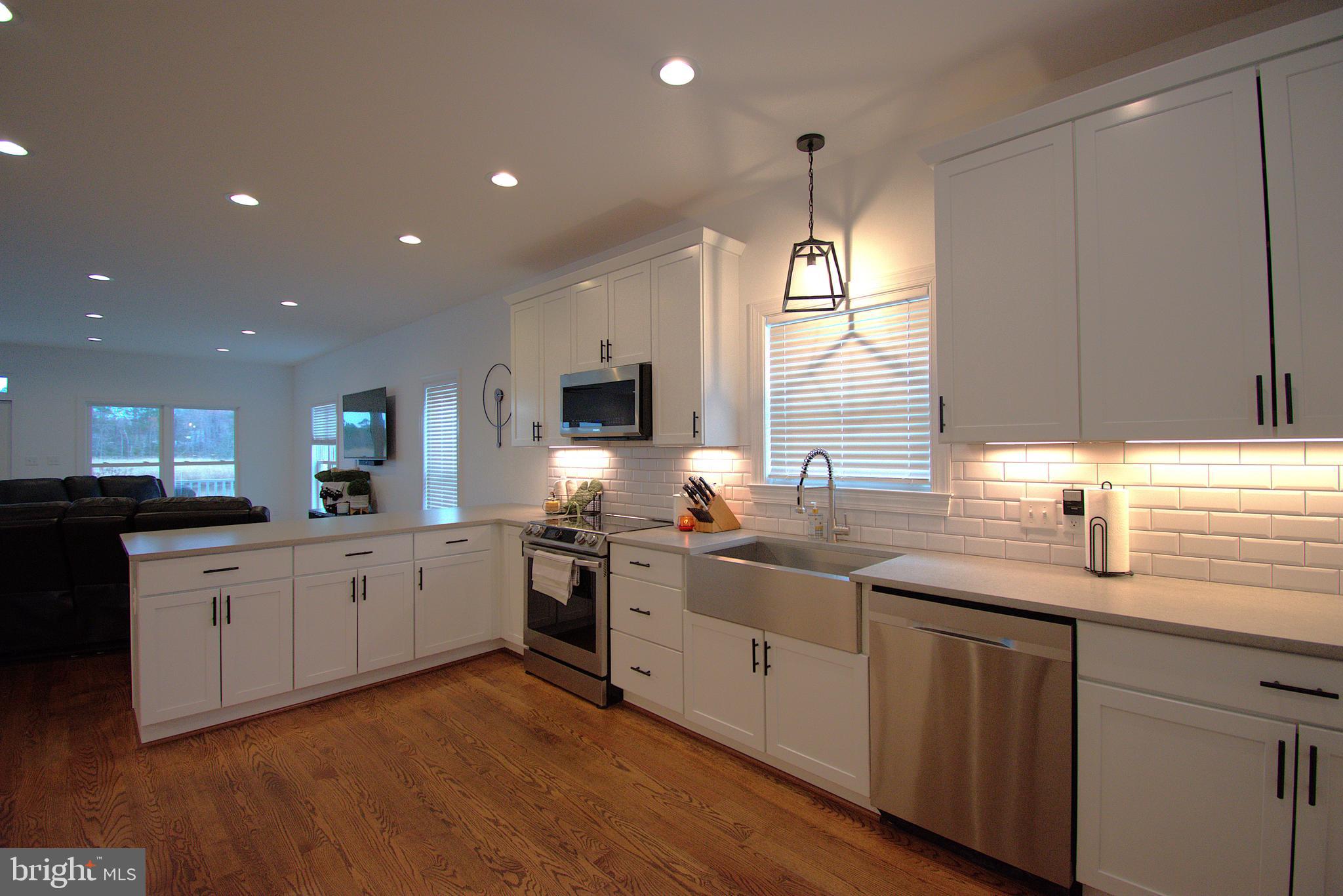 THE LANDING AT TOTUSKEY CREEK - Residential Lease