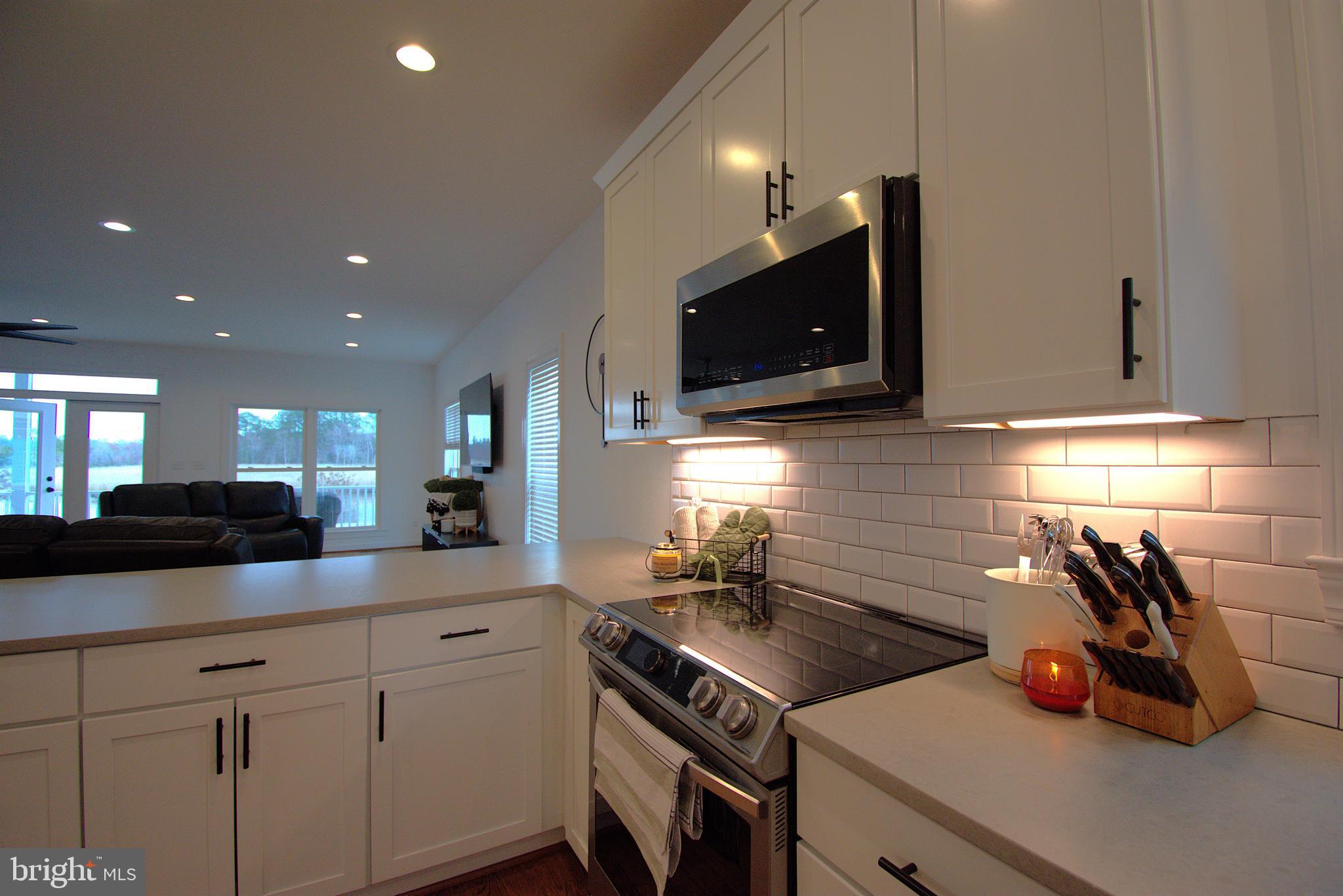 THE LANDING AT TOTUSKEY CREEK - Residential Lease