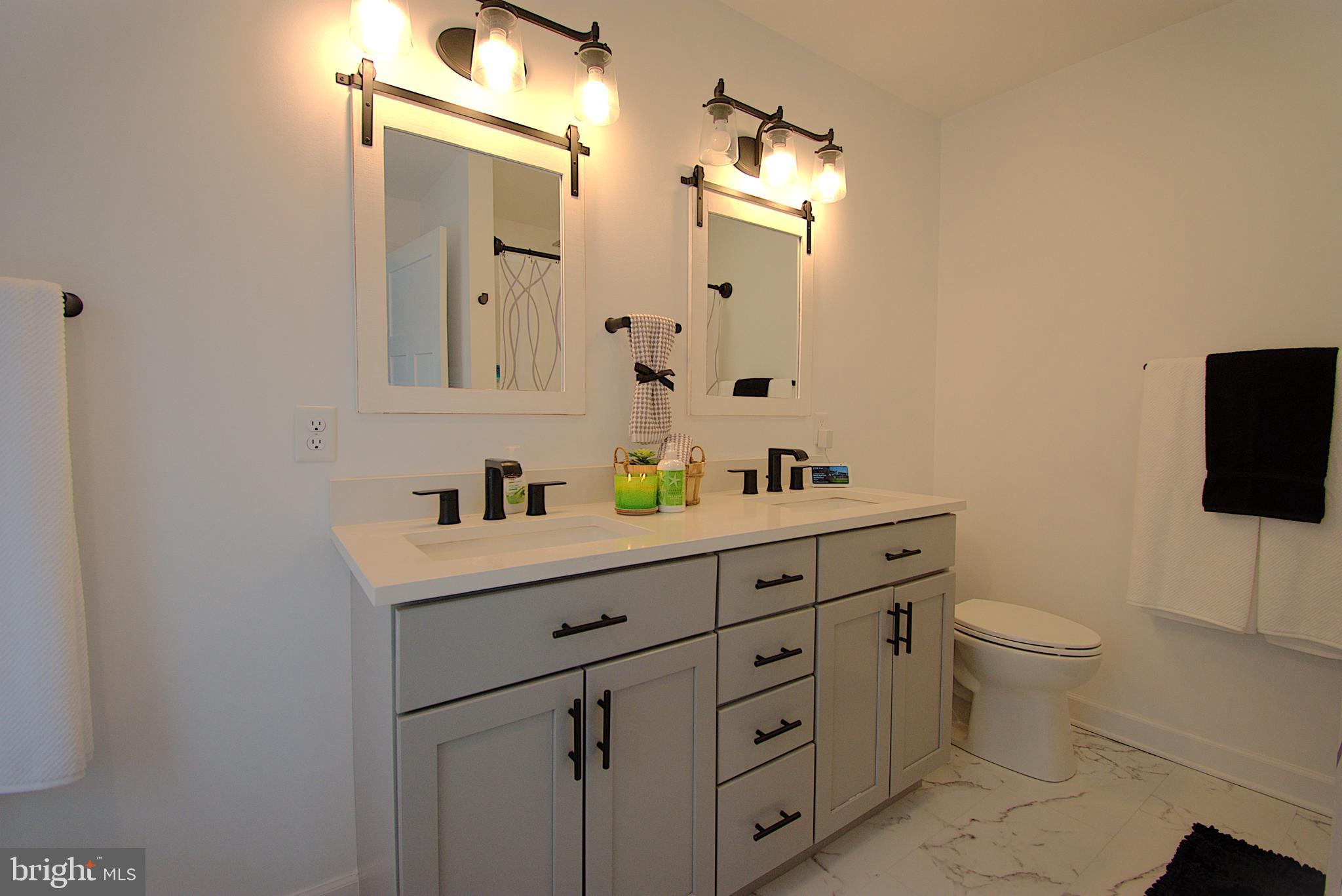 THE LANDING AT TOTUSKEY CREEK - Residential Lease