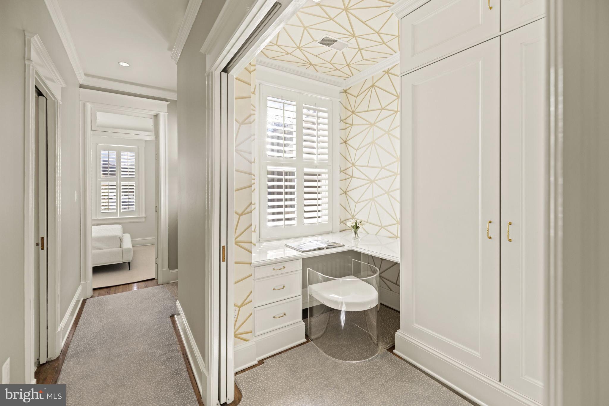 GEORGETOWN - Residential