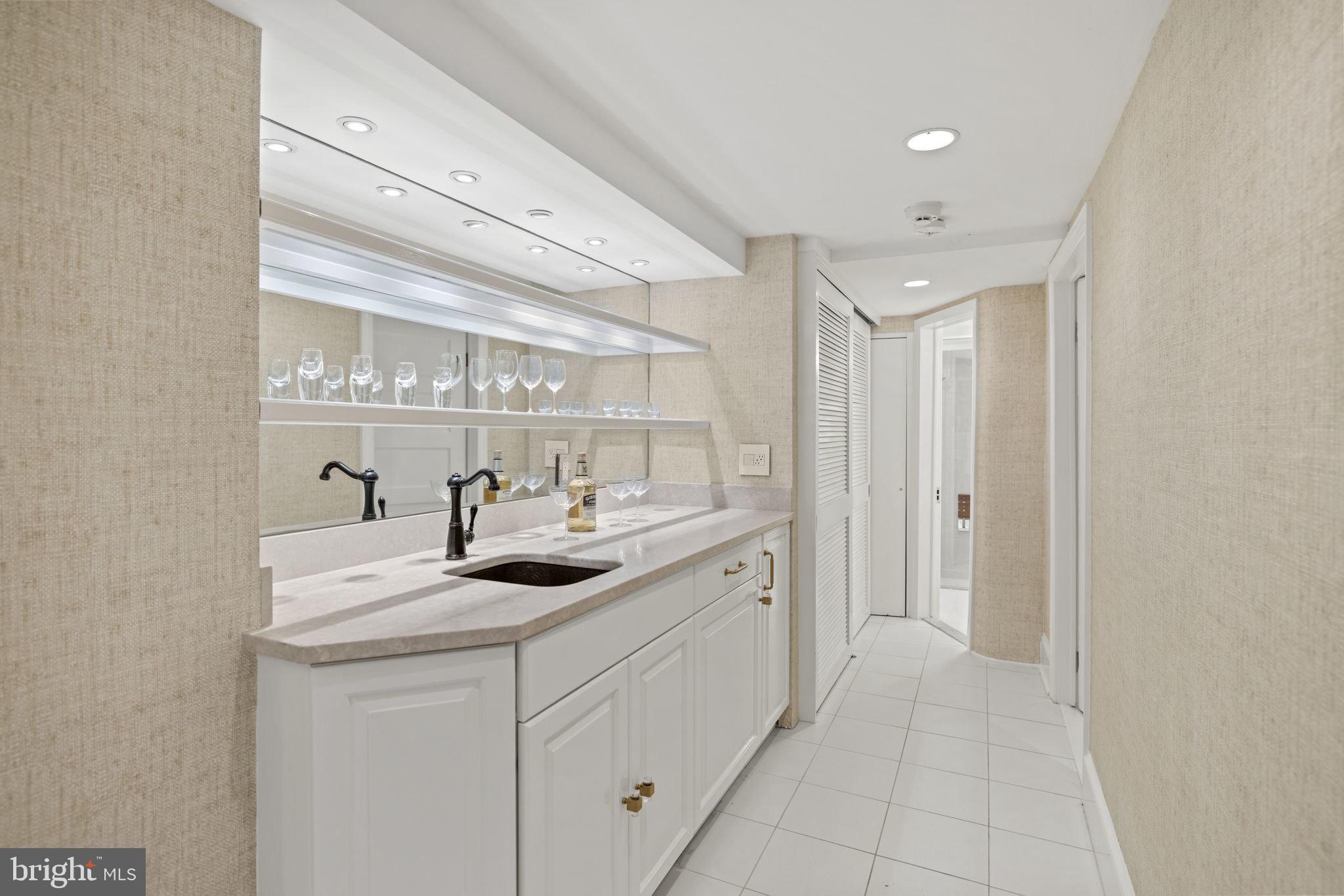 GEORGETOWN - Residential
