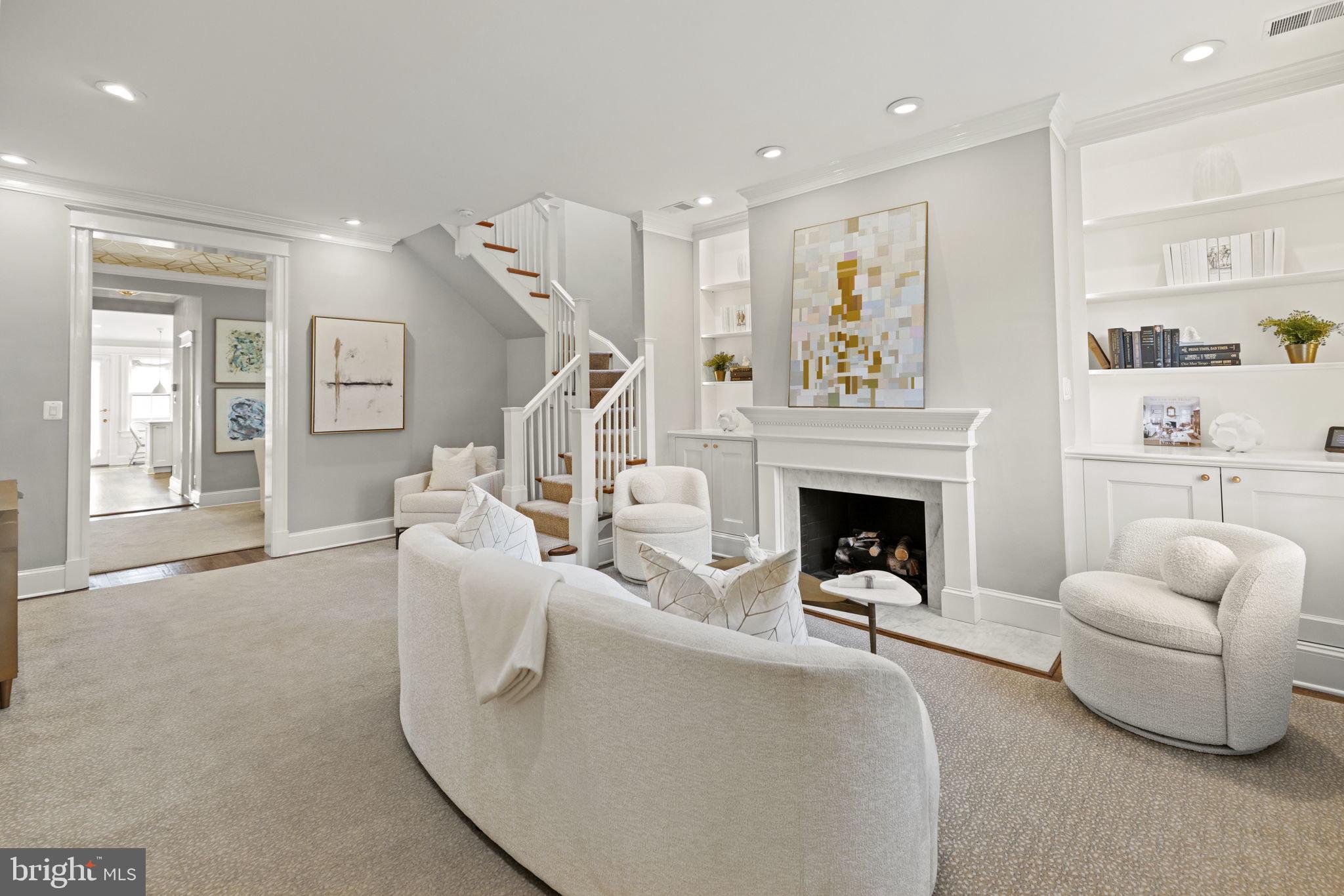 GEORGETOWN - Residential