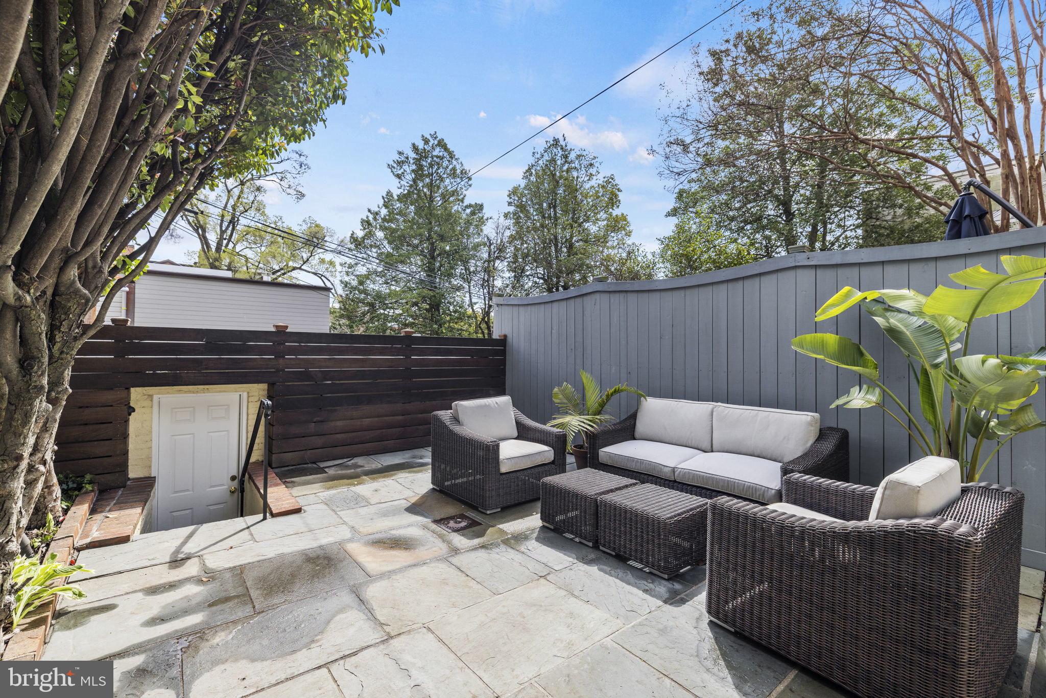 GEORGETOWN - Residential